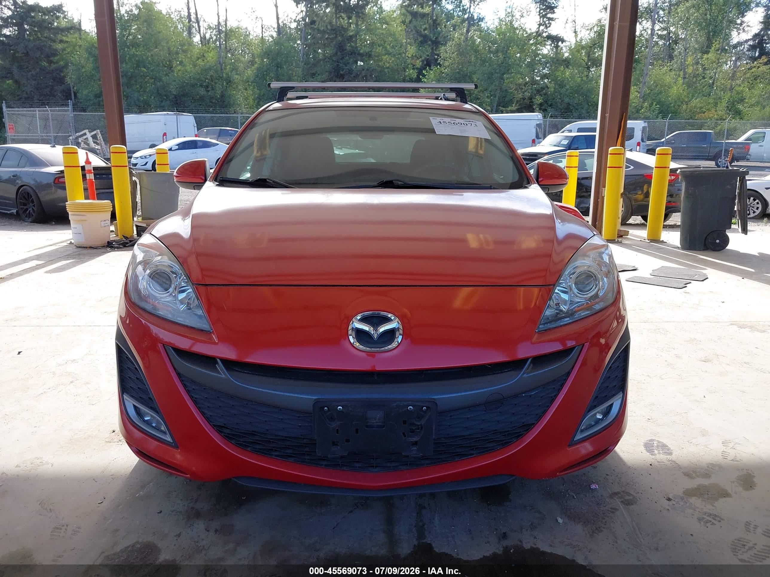 2011 Mazda Mazda3 S Sport Red vin: JM1BL1K52B1360723