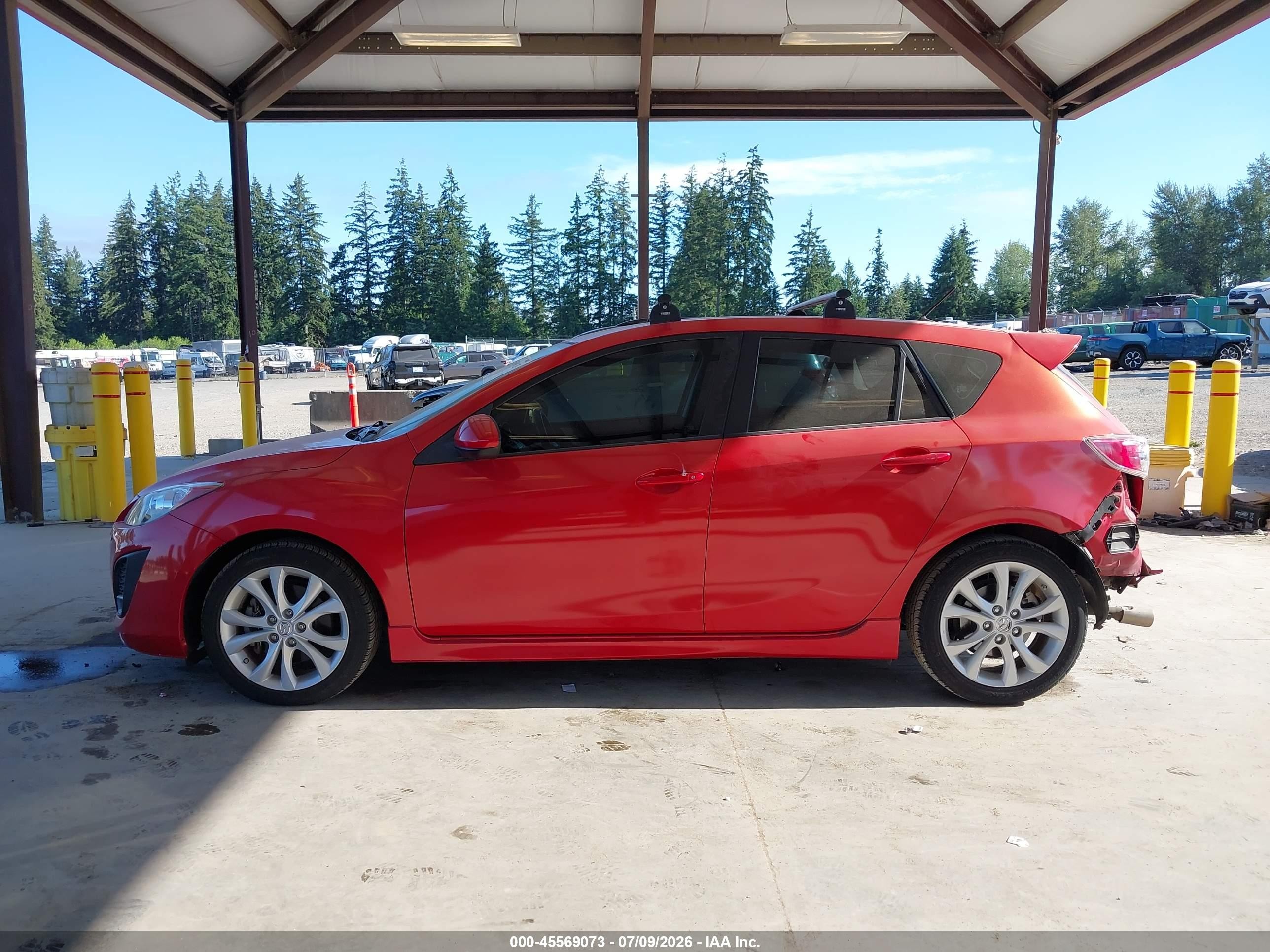 2011 Mazda Mazda3 S Sport Red vin: JM1BL1K52B1360723