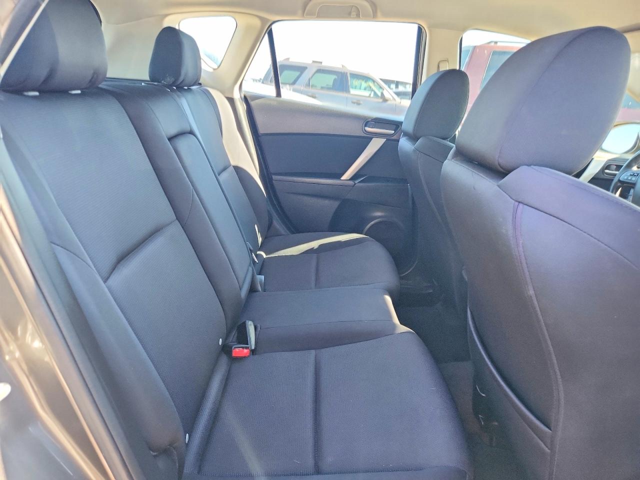 2011 Mazda 3 S Серый vin: JM1BL1K52B1414263