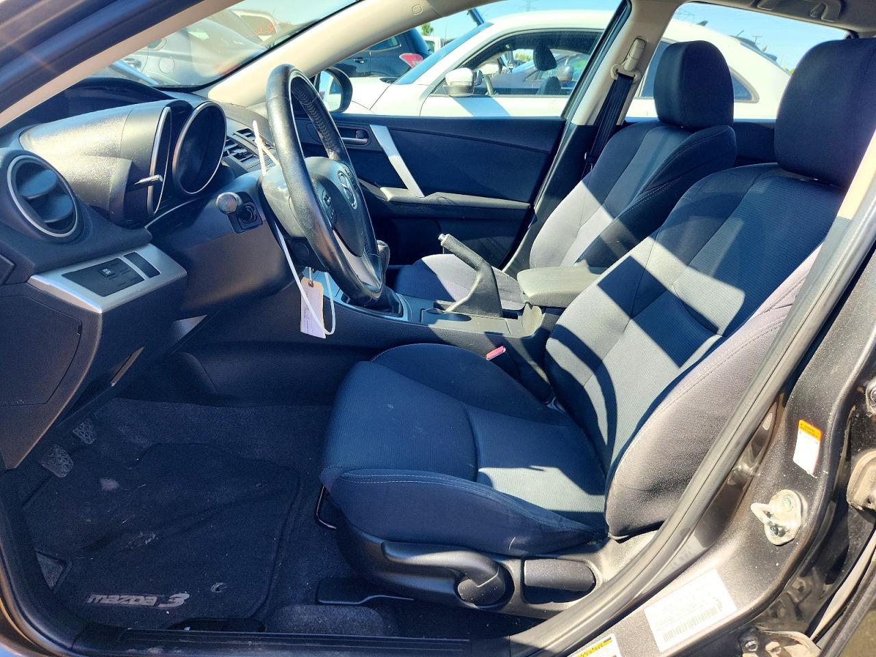 2011 Mazda 3 S Серый vin: JM1BL1K52B1414263