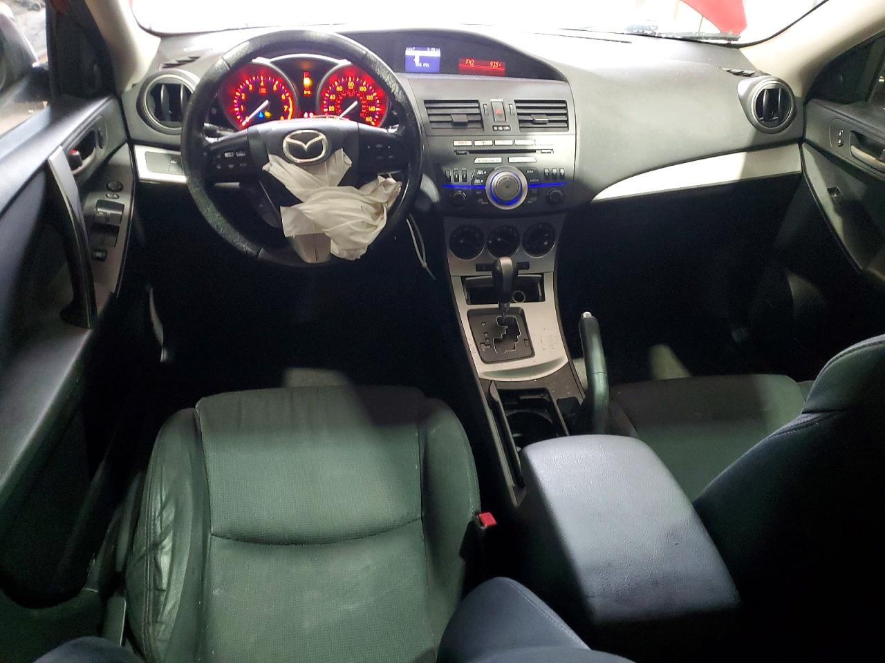 2011 Mazda 3 S Красный vin: JM1BL1K53B1432724