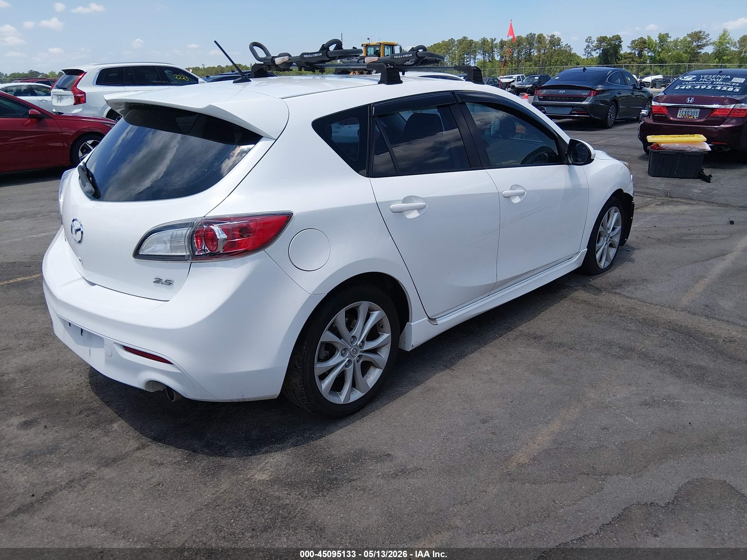 2011 Mazda Mazda3 S Sport Белый vin: JM1BL1K54B1459169