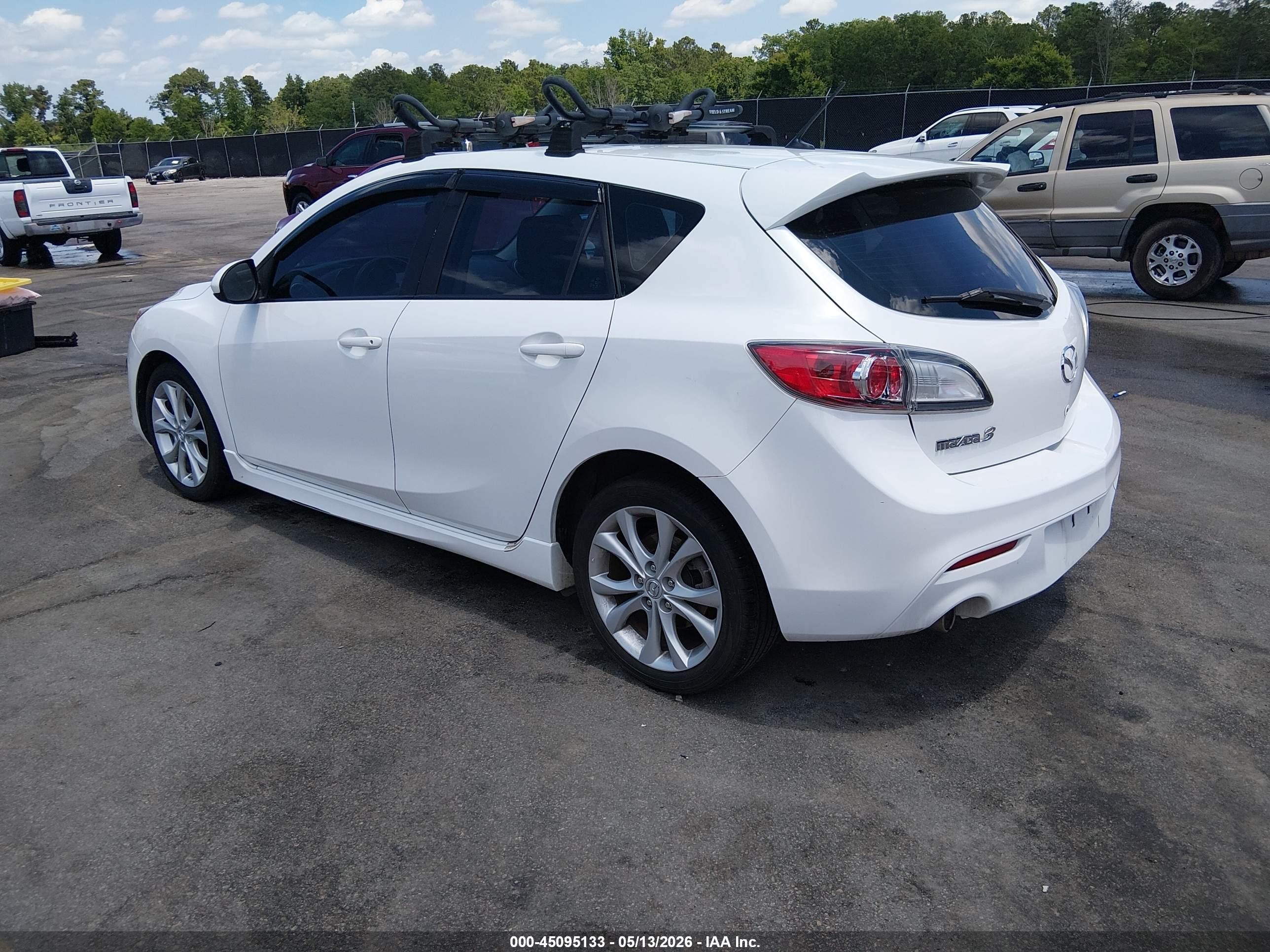 2011 Mazda Mazda3 S Sport Белый vin: JM1BL1K54B1459169