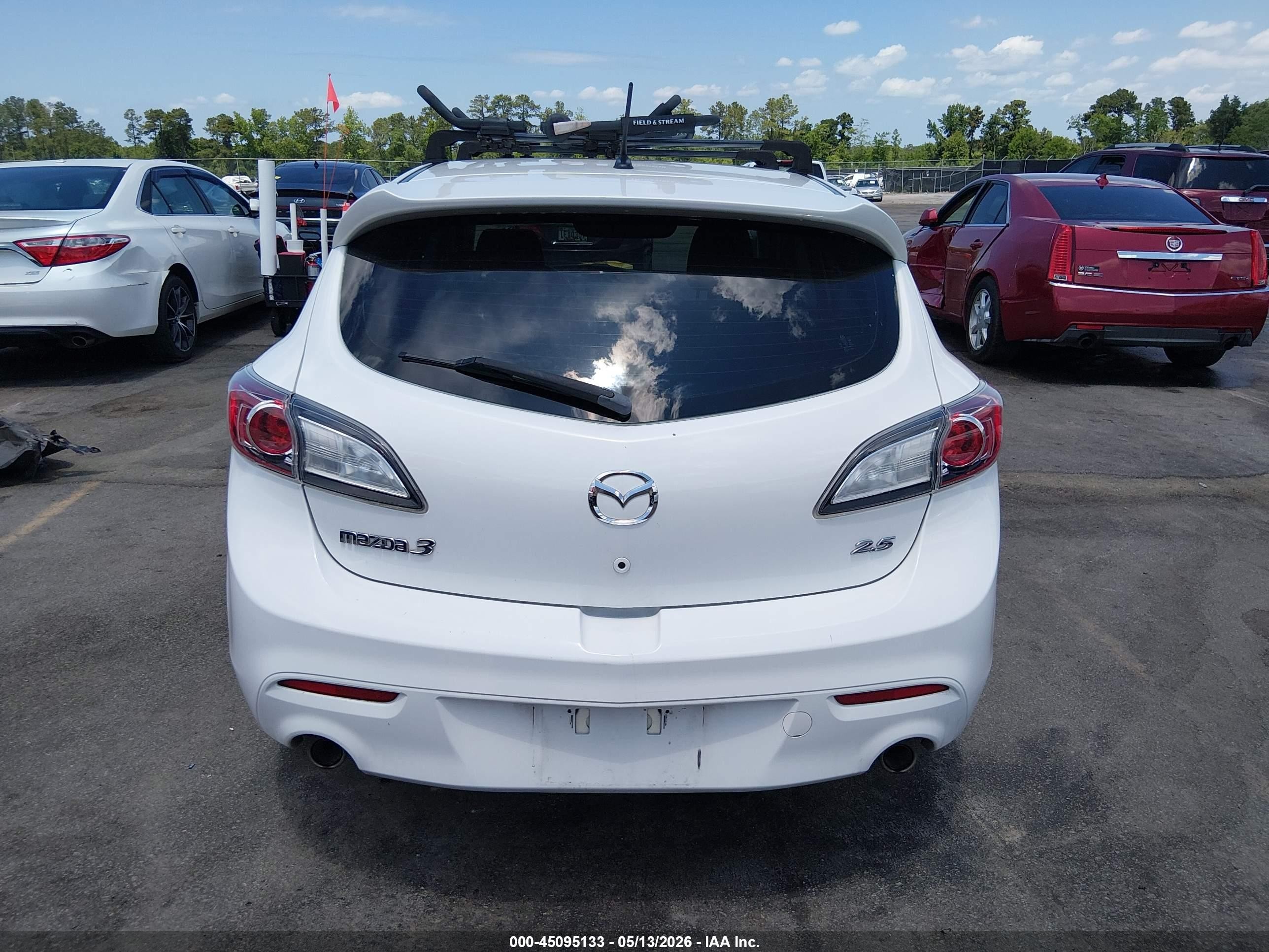 2011 Mazda Mazda3 S Sport Белый vin: JM1BL1K54B1459169