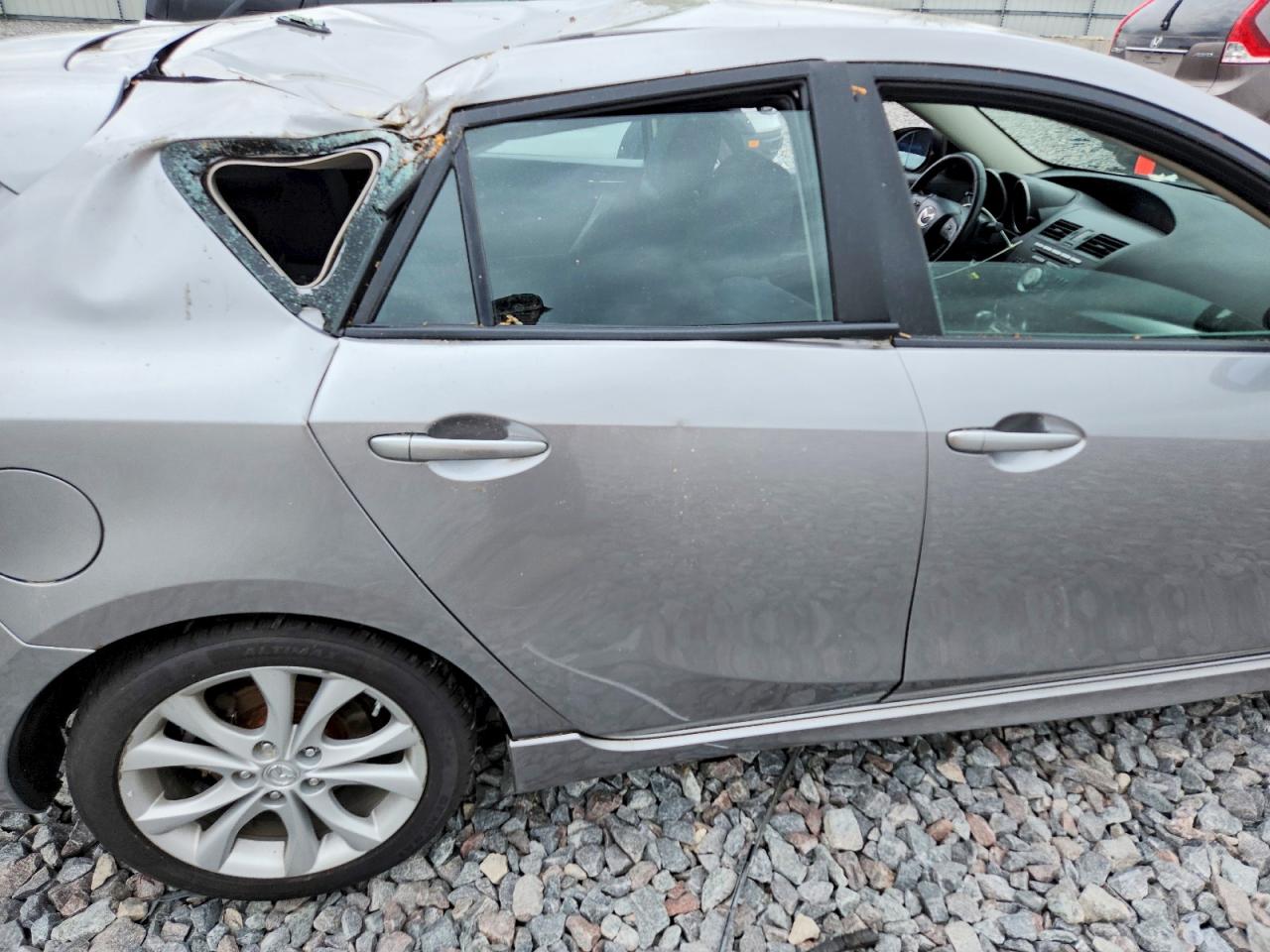 2011 Mazda 3 S Silver vin: JM1BL1K54B1474027