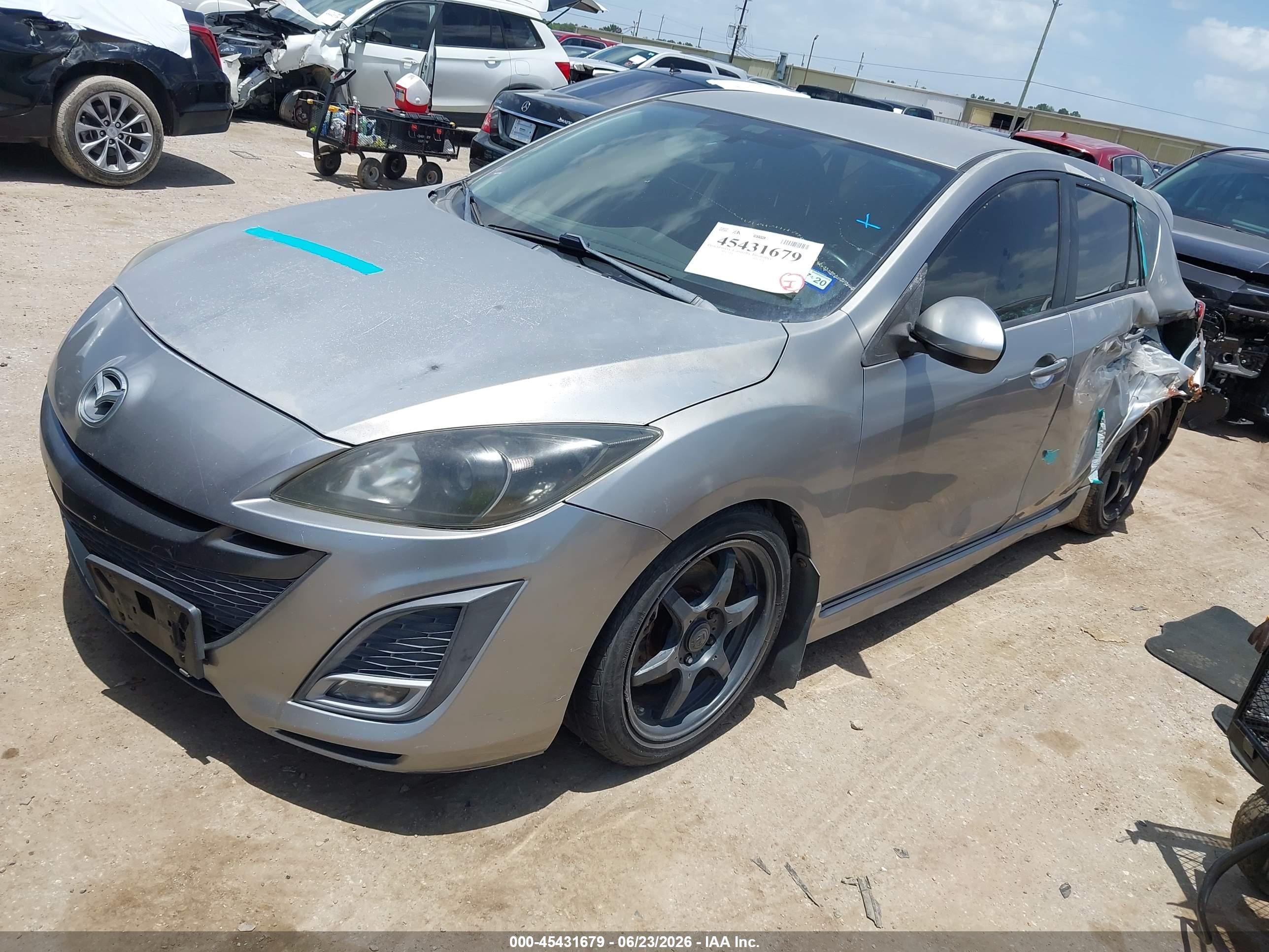 2011 Mazda Mazda3 S Sport Gray vin: JM1BL1K58B1472491
