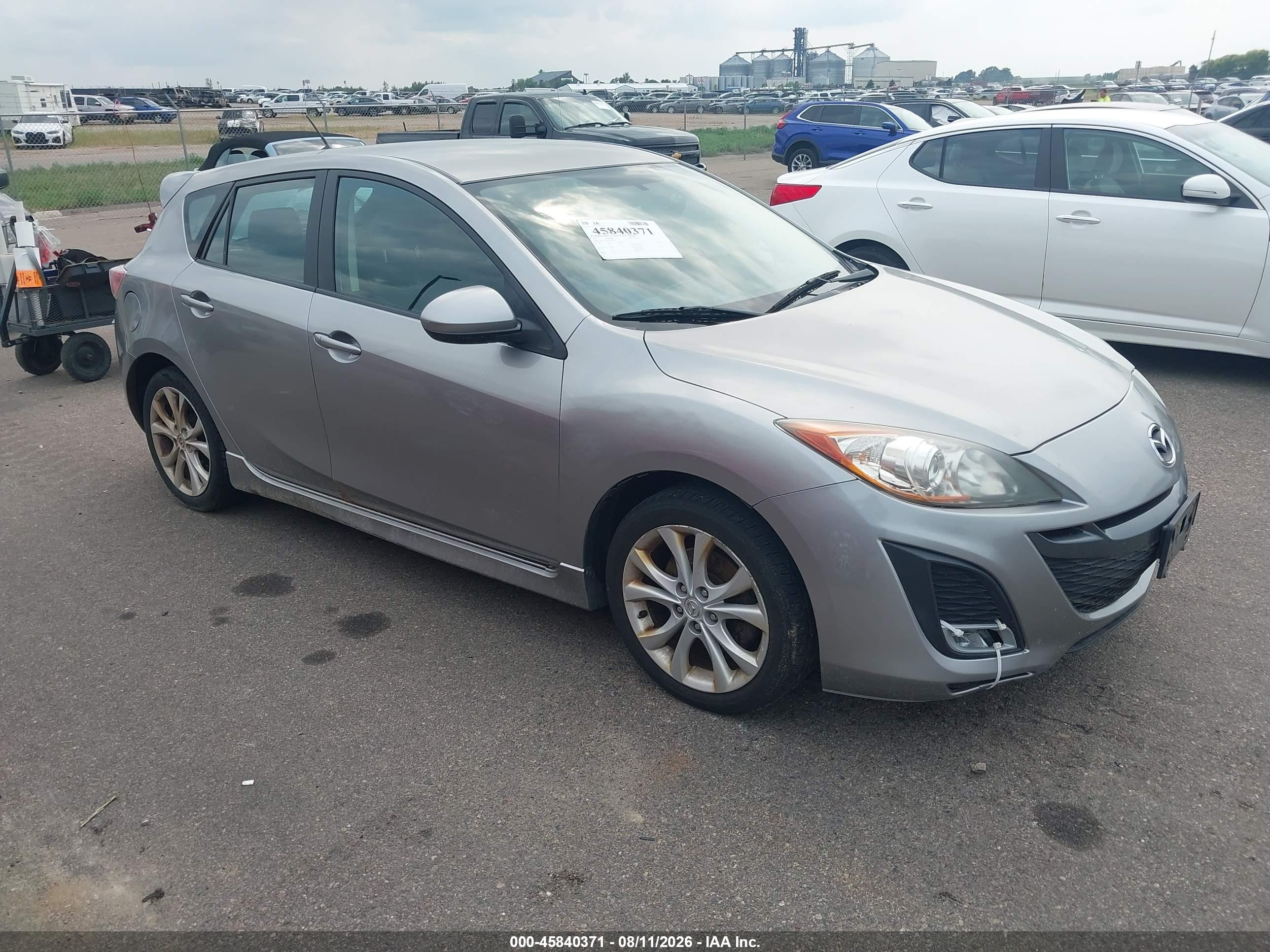 2011 Mazda Mazda3 S Sport Серебряный vin: JM1BL1K59B1436549
