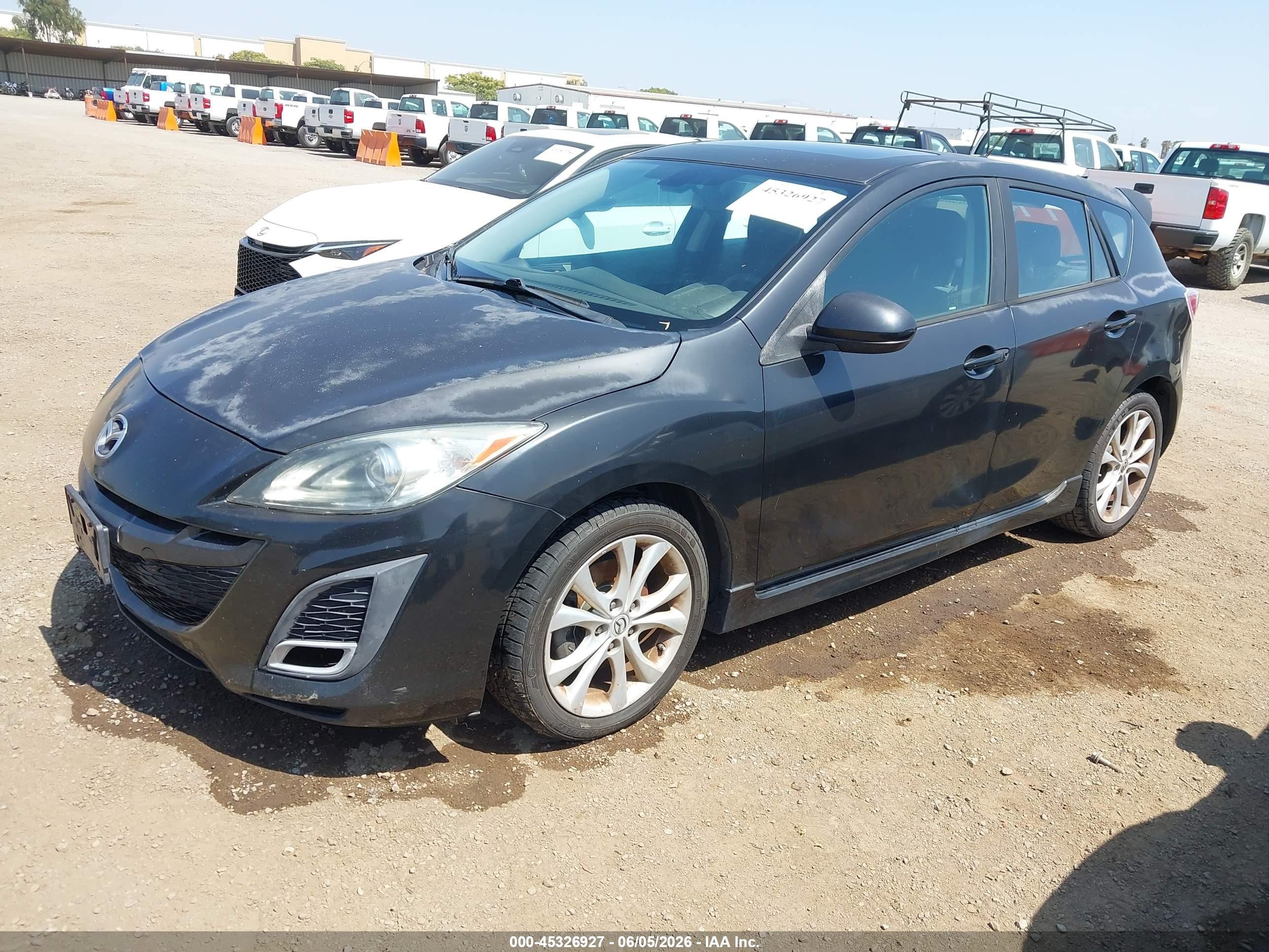 2011 Mazda Mazda3 S Sport Серый vin: JM1BL1K60B1384365