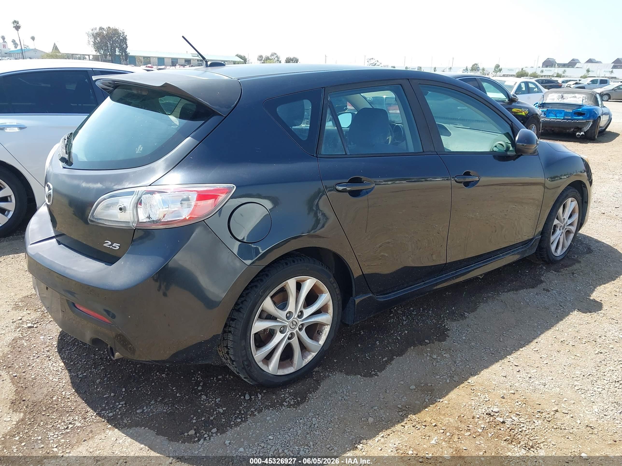 2011 Mazda Mazda3 S Sport Серый vin: JM1BL1K60B1384365