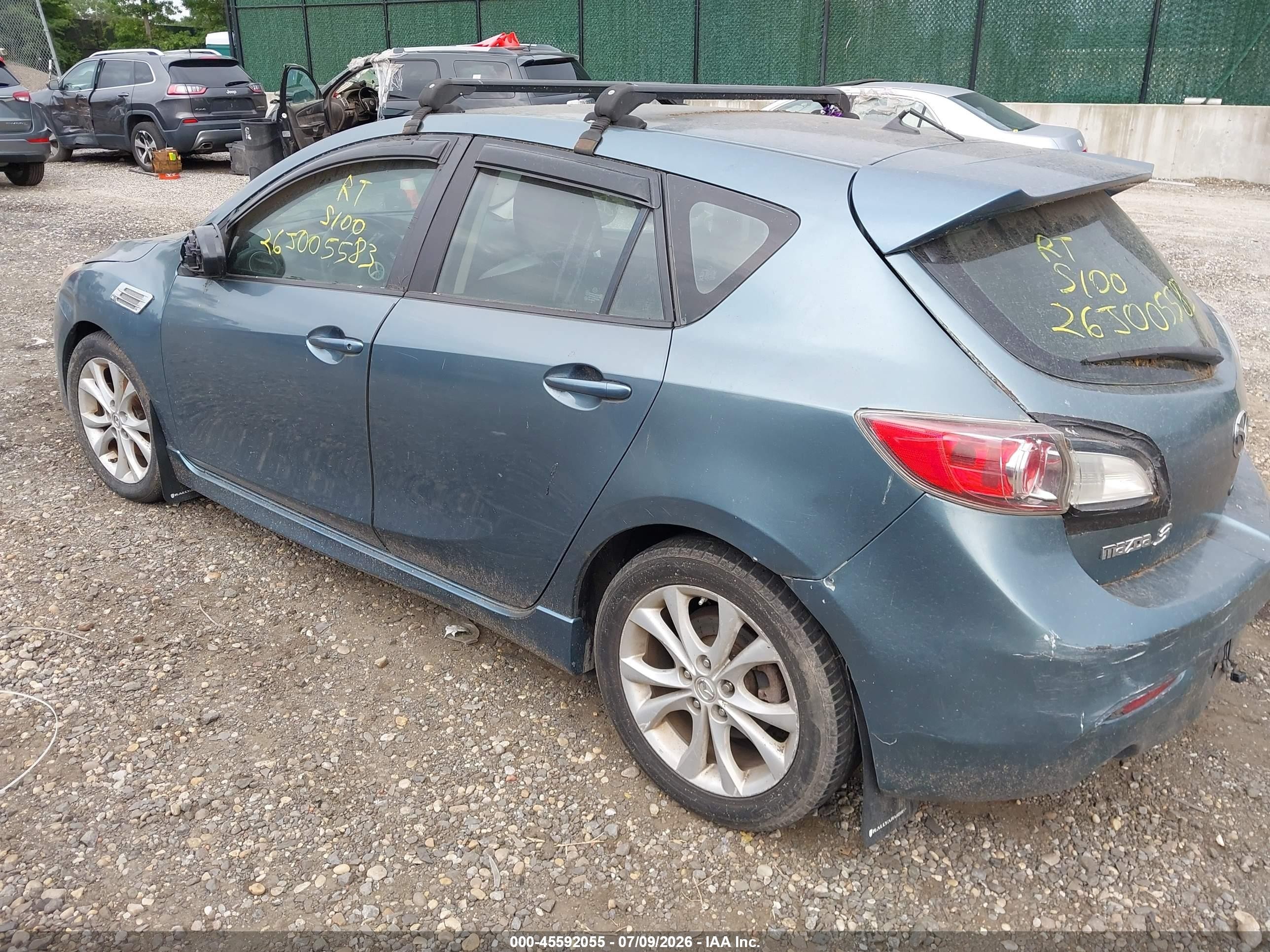 2011 Mazda Mazda3 S Sport Серый vin: JM1BL1K62B1374310