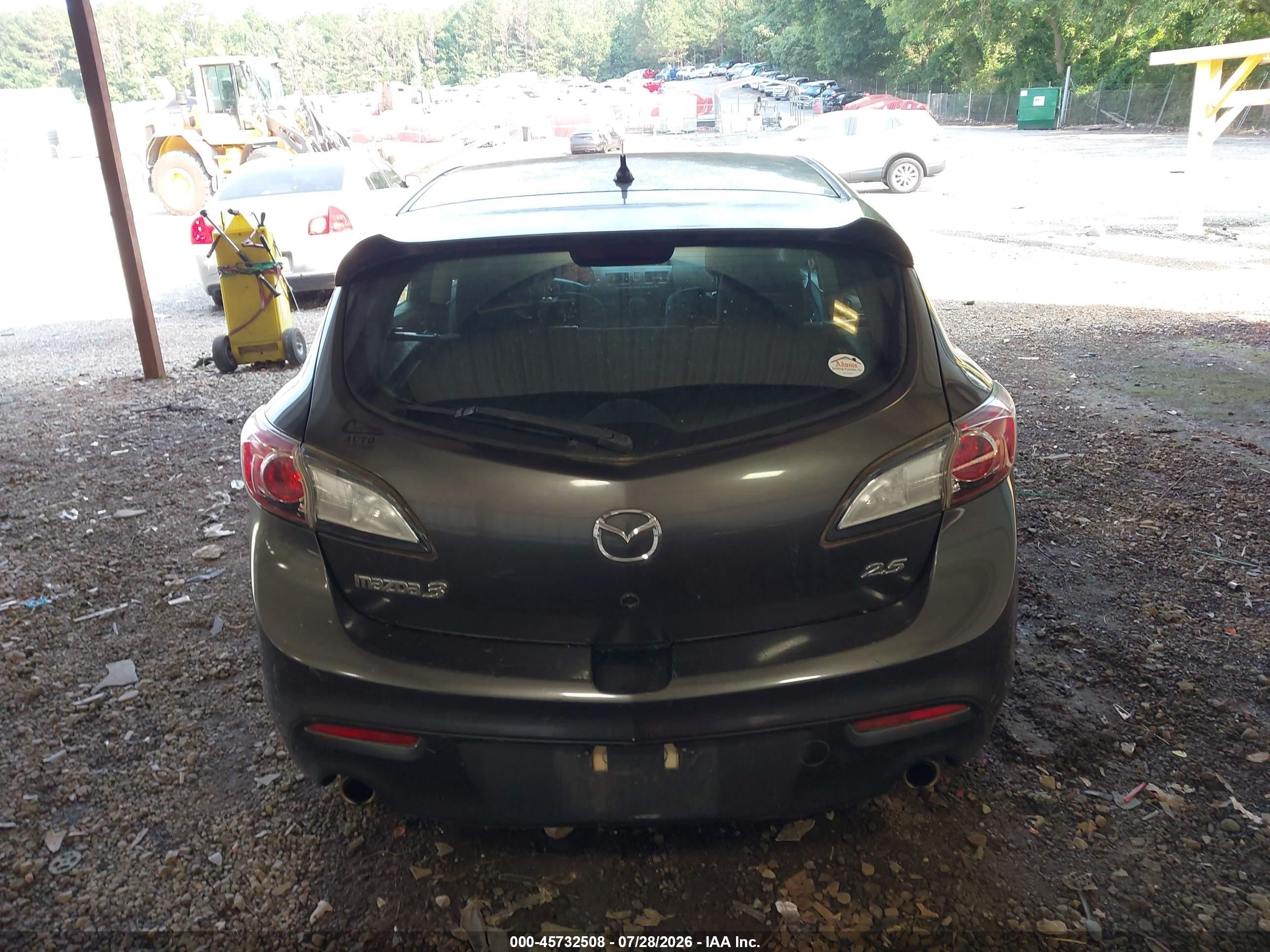 2011 Mazda Mazda3   Gray vin: JM1BL1K63B1901724