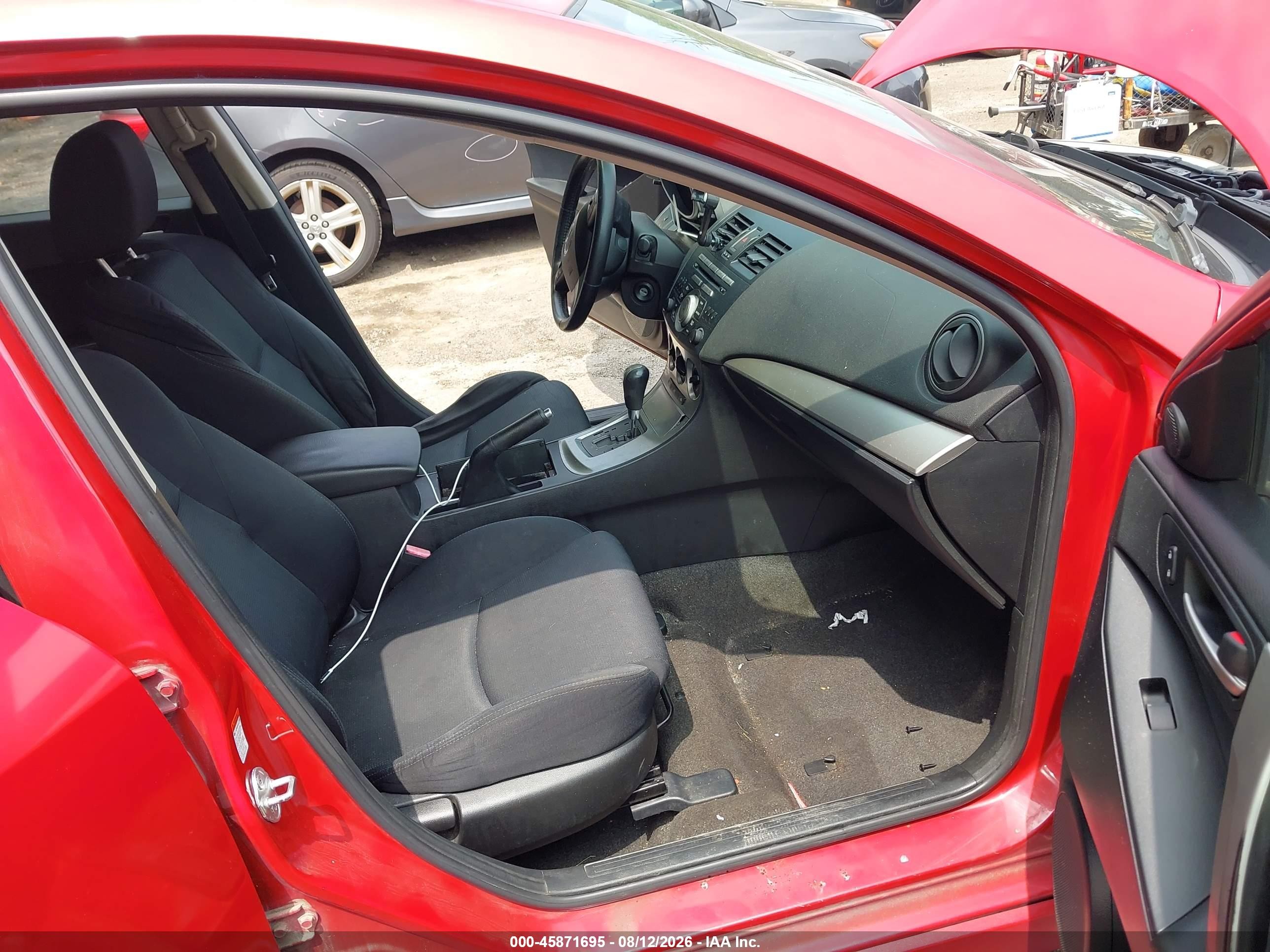 2011 Mazda Mazda3 S Sport Красный vin: JM1BL1K65B1440994