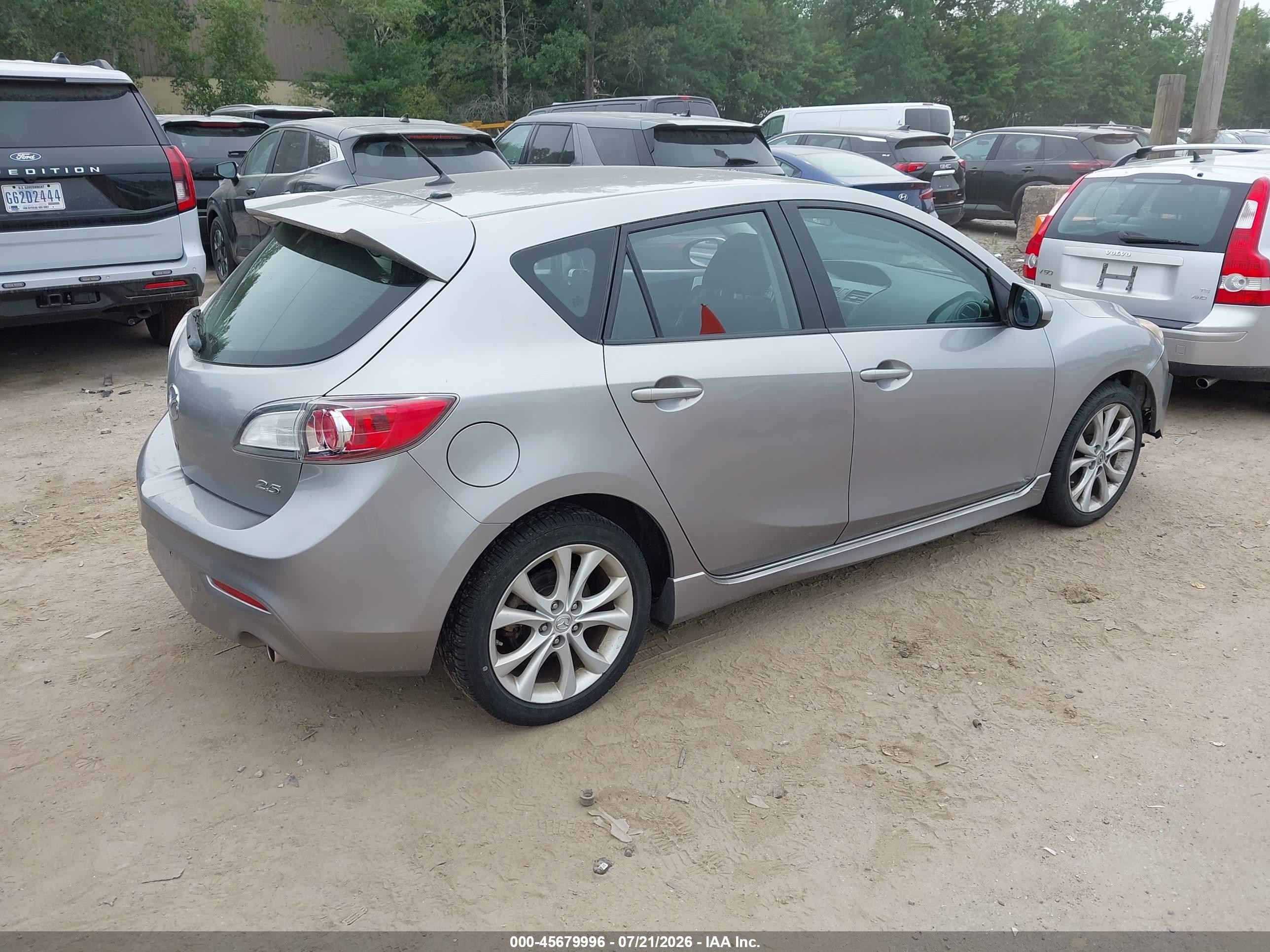 2011 Mazda Mazda3 S Sport Silver vin: JM1BL1K66B1463524