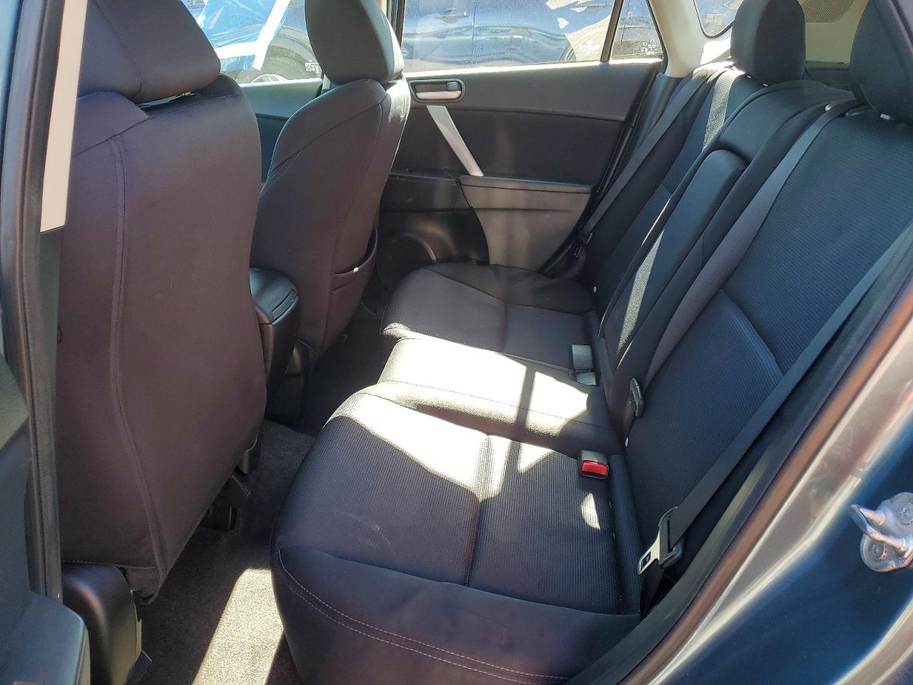 2011 Mazda 3 S Teal vin: JM1BL1K67B1465458