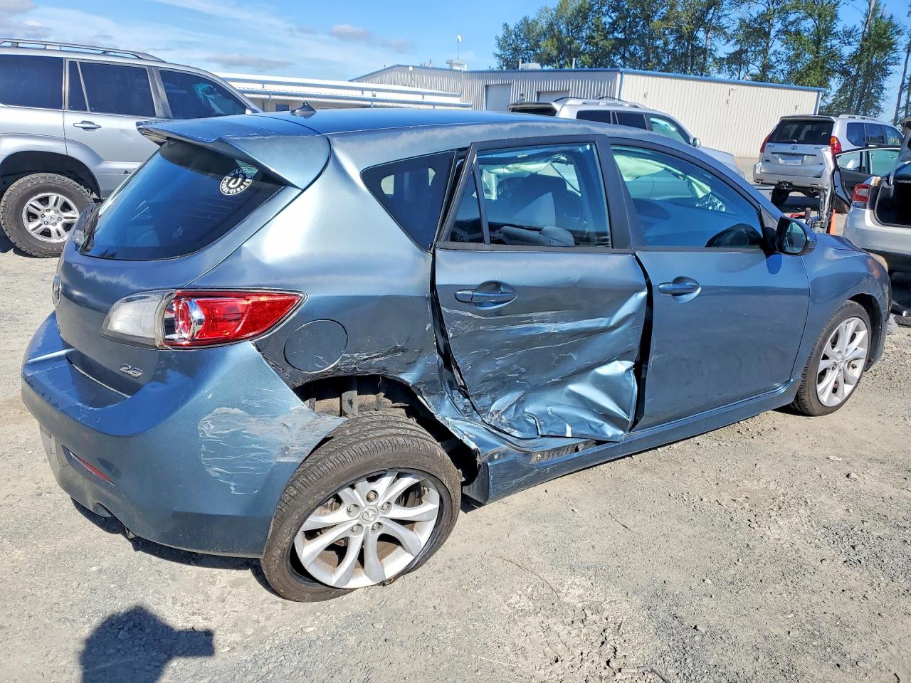 2011 Mazda 3 S Teal vin: JM1BL1K67B1465458