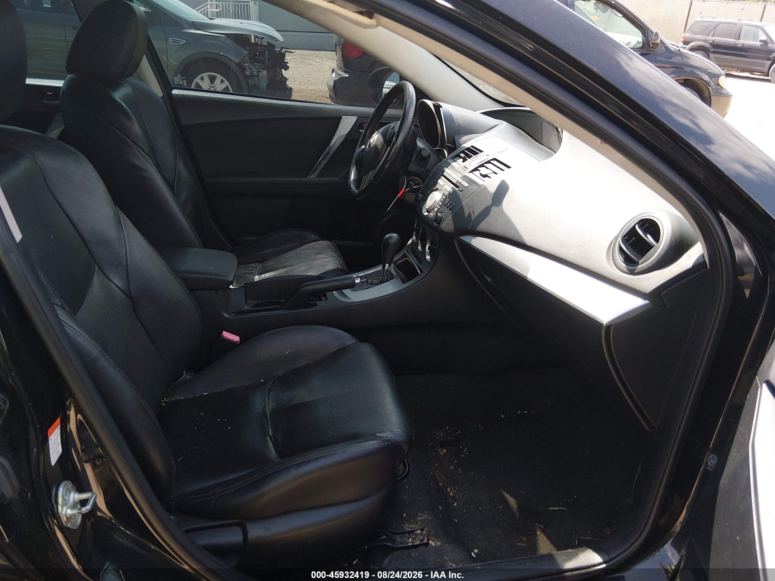 2011 Mazda Mazda3 S Sport Black vin: JM1BL1K68B1487100