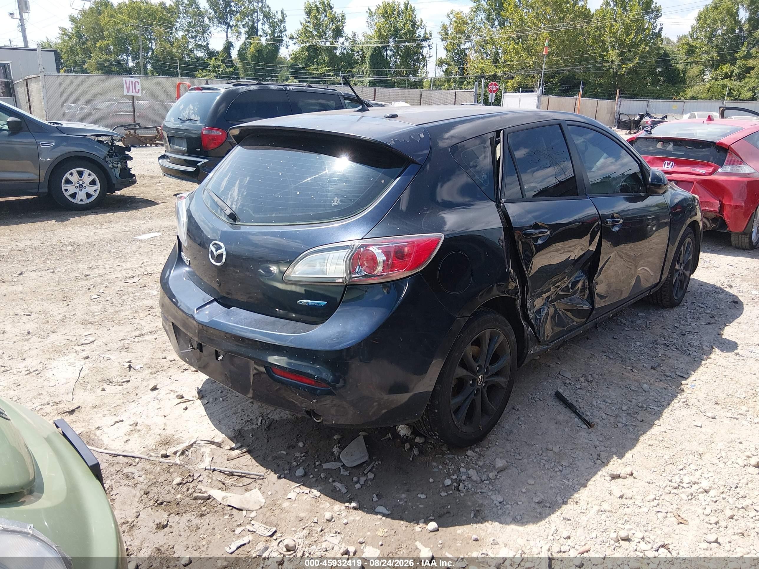 2011 Mazda Mazda3 S Sport Black vin: JM1BL1K68B1487100