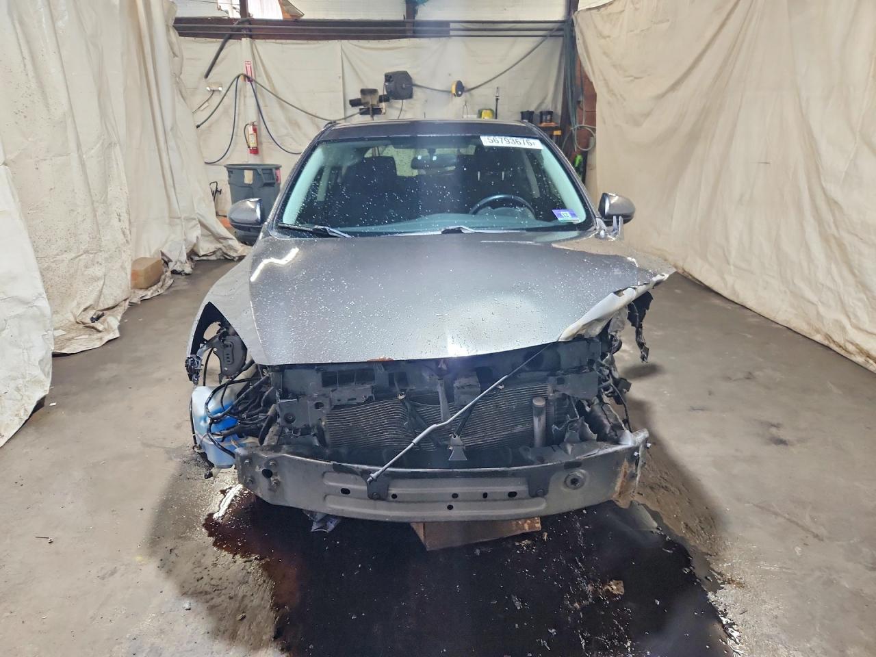 2011 Mazda 3 S Gray vin: JM1BL1K69B1375583