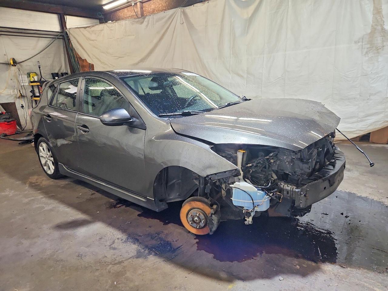 2011 Mazda 3 S Gray vin: JM1BL1K69B1375583
