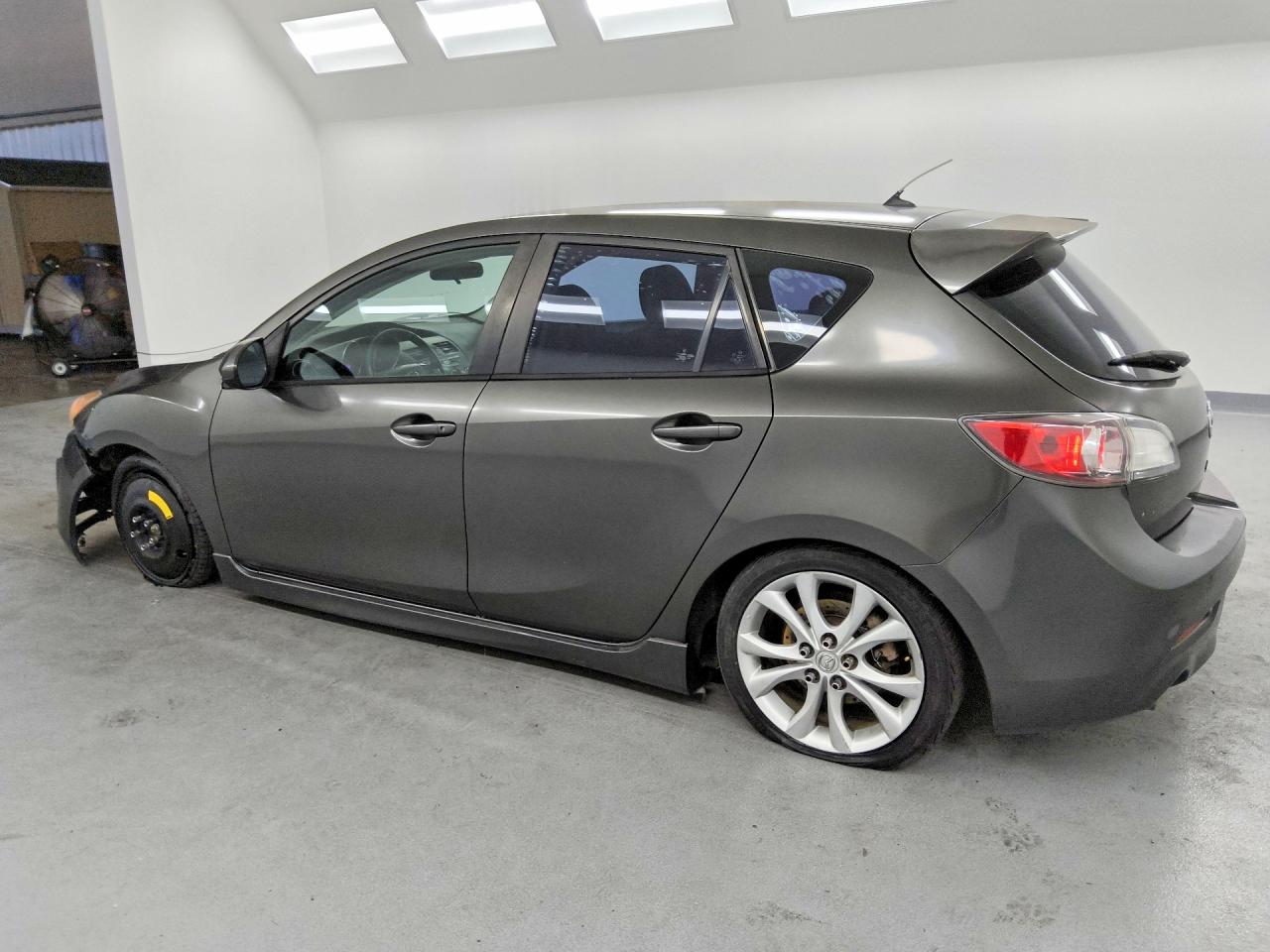 2011 Mazda 3 S Charcoal vin: JM1BL1K69B1451268