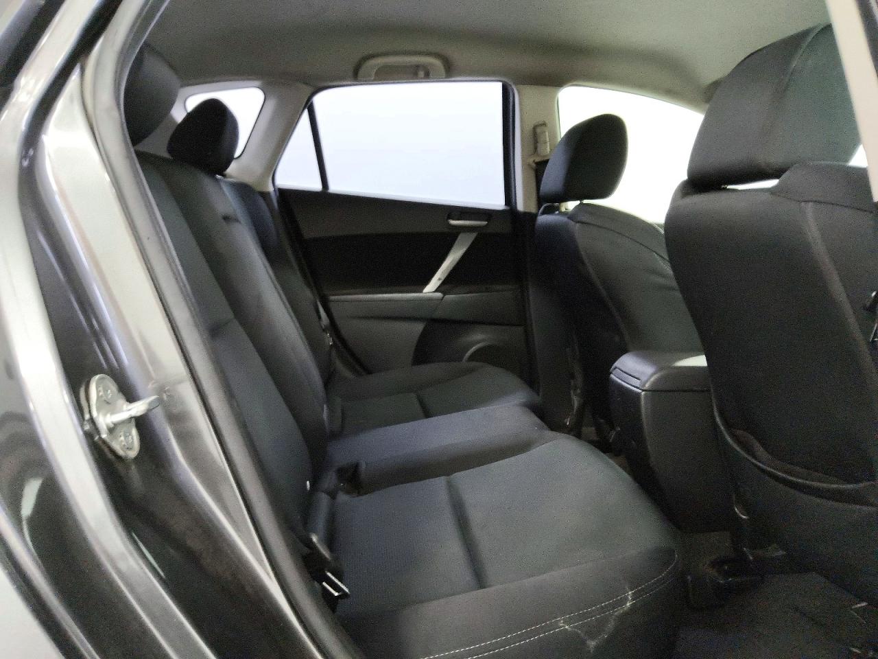 2011 Mazda 3 S Charcoal vin: JM1BL1K69B1451268