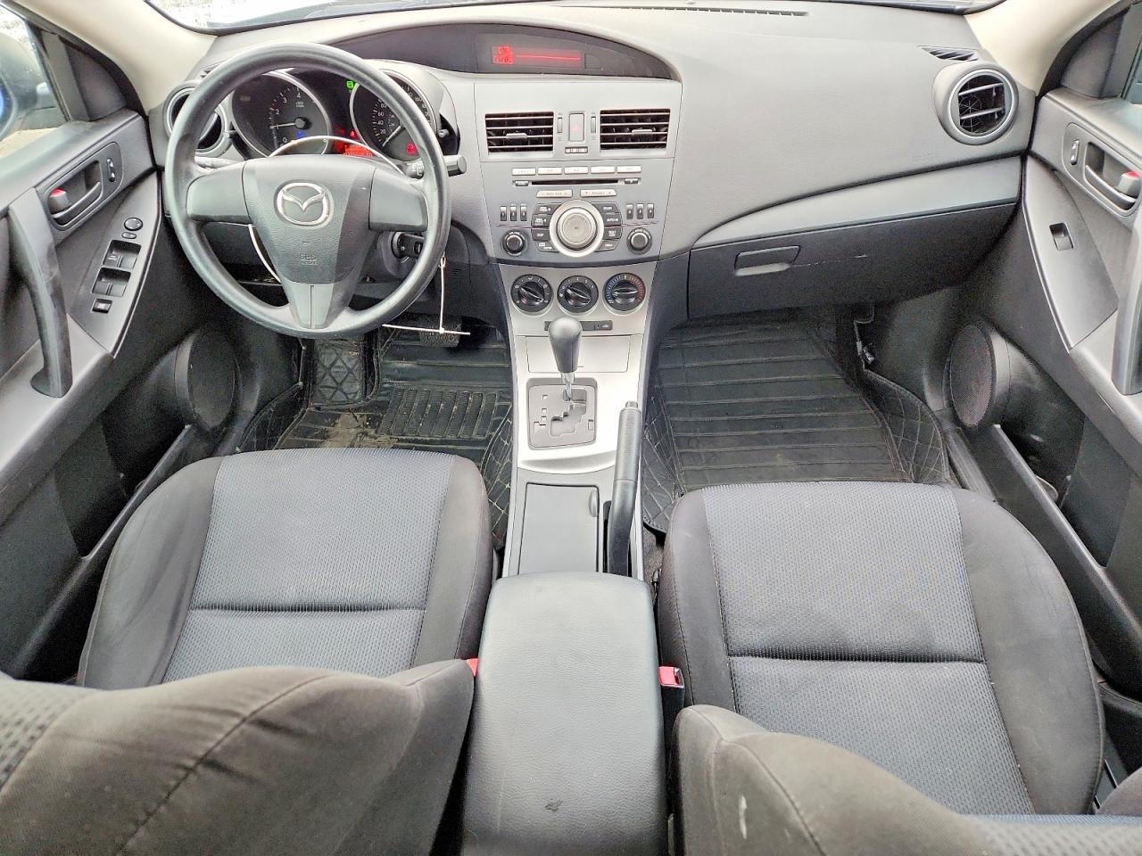 2011 Mazda 3 I Silver vin: JM1BL1KF4B1445023