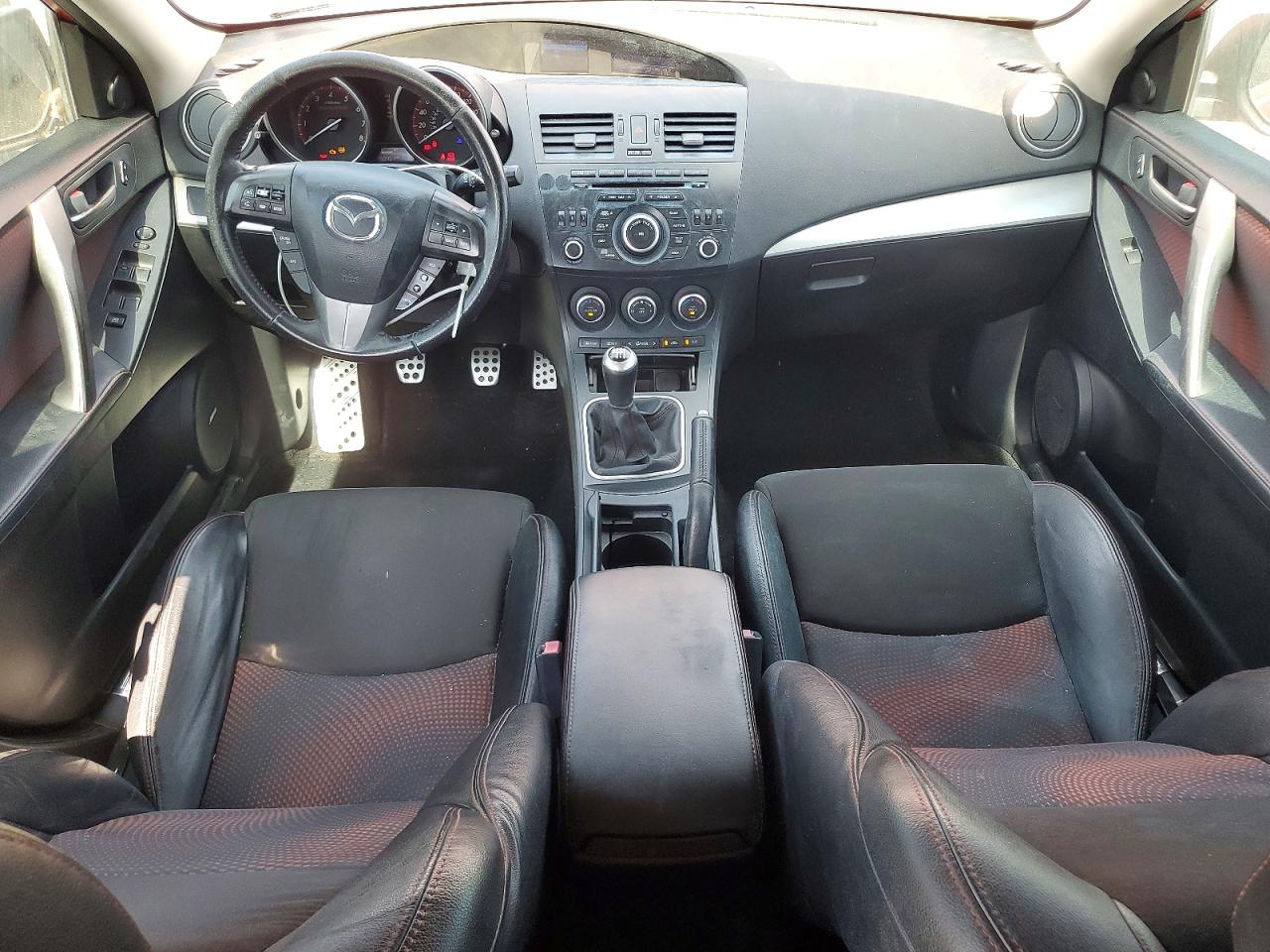 2013 Mazda Mazda3 Hatchback Red vin: JM1BL1L33D1731615