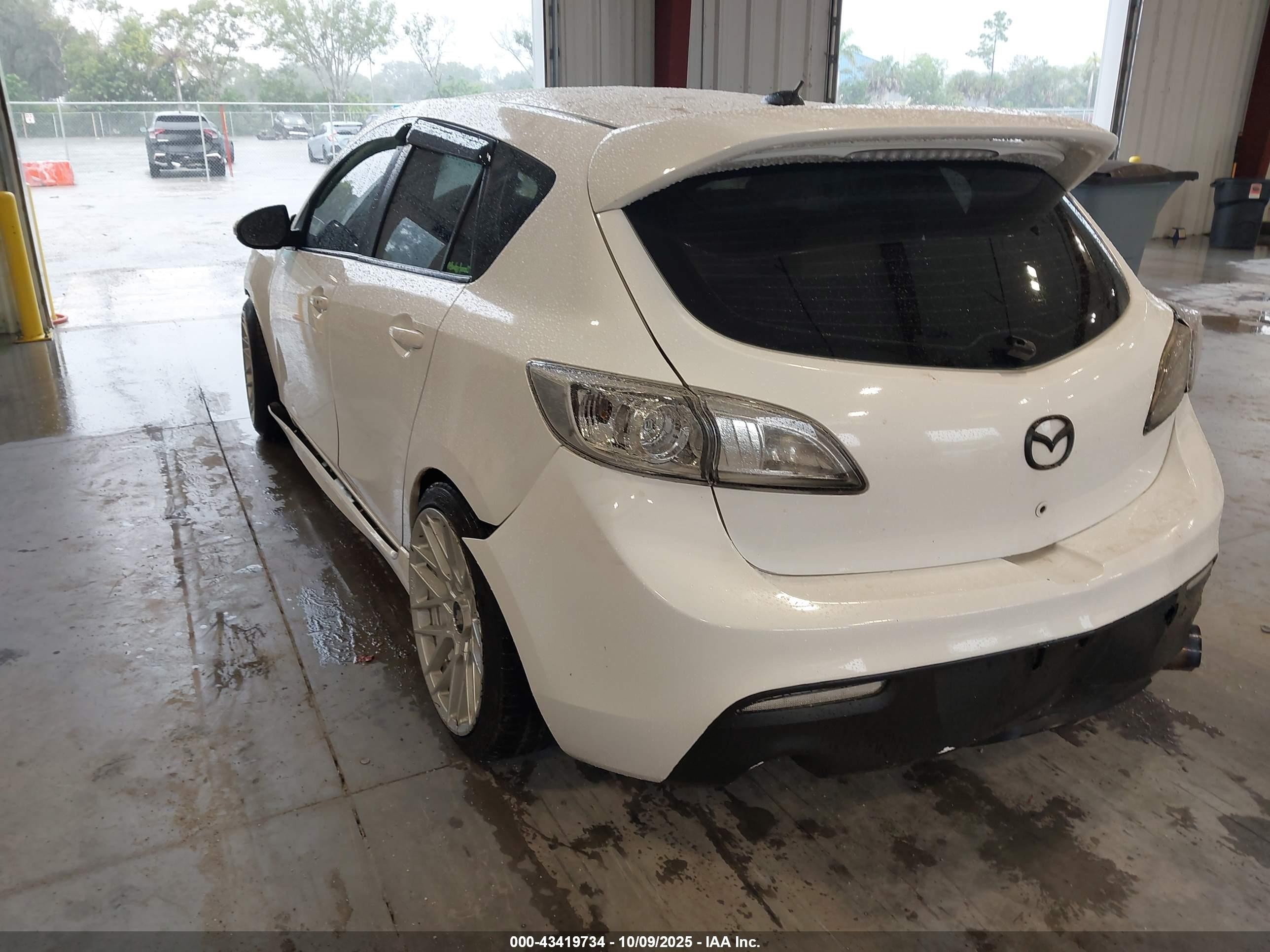 2012 Mazda Mazdaspeed3 Touring Белый vin: JM1BL1L44C1679824
