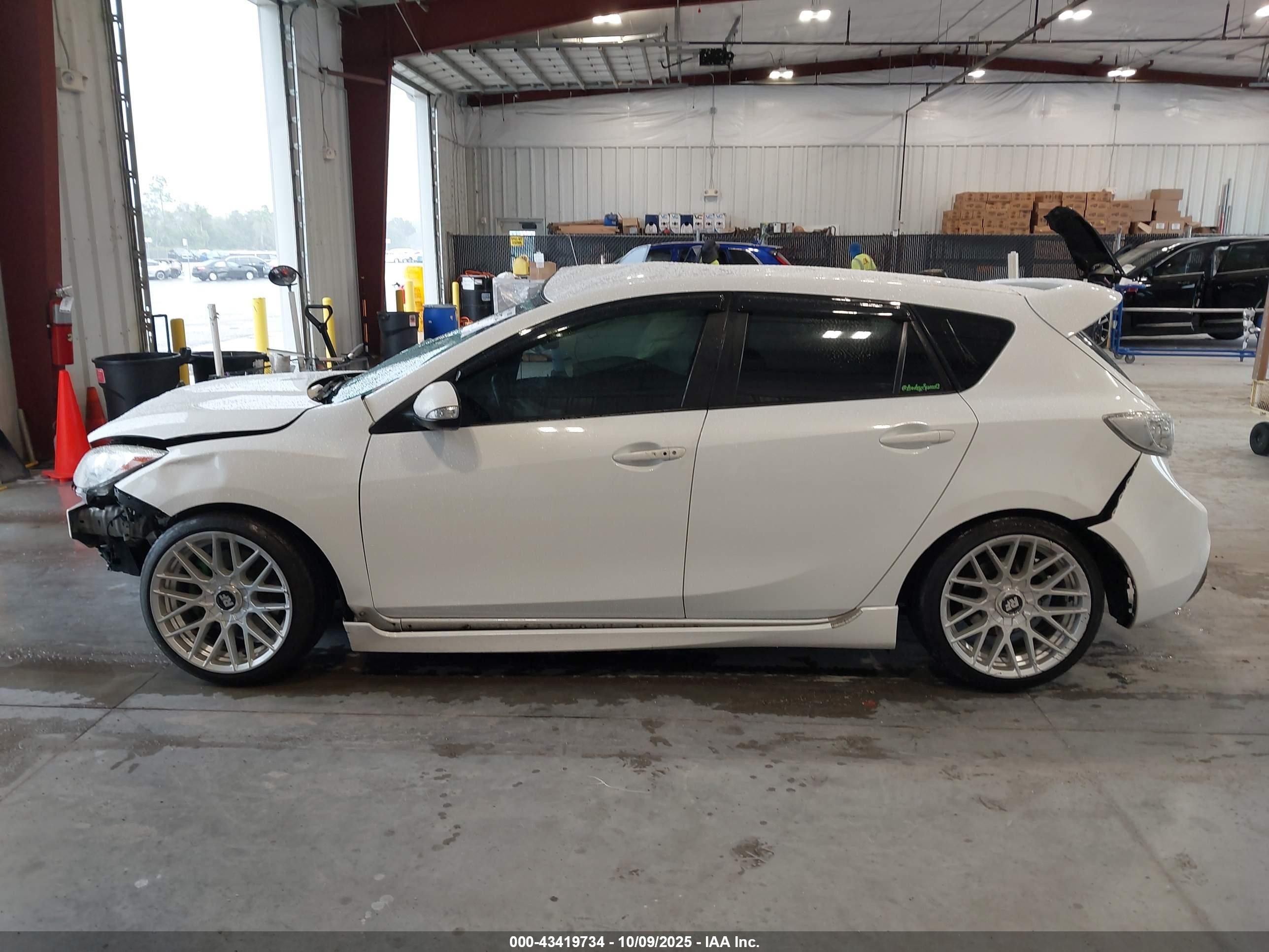 2012 Mazda Mazdaspeed3 Touring Белый vin: JM1BL1L44C1679824