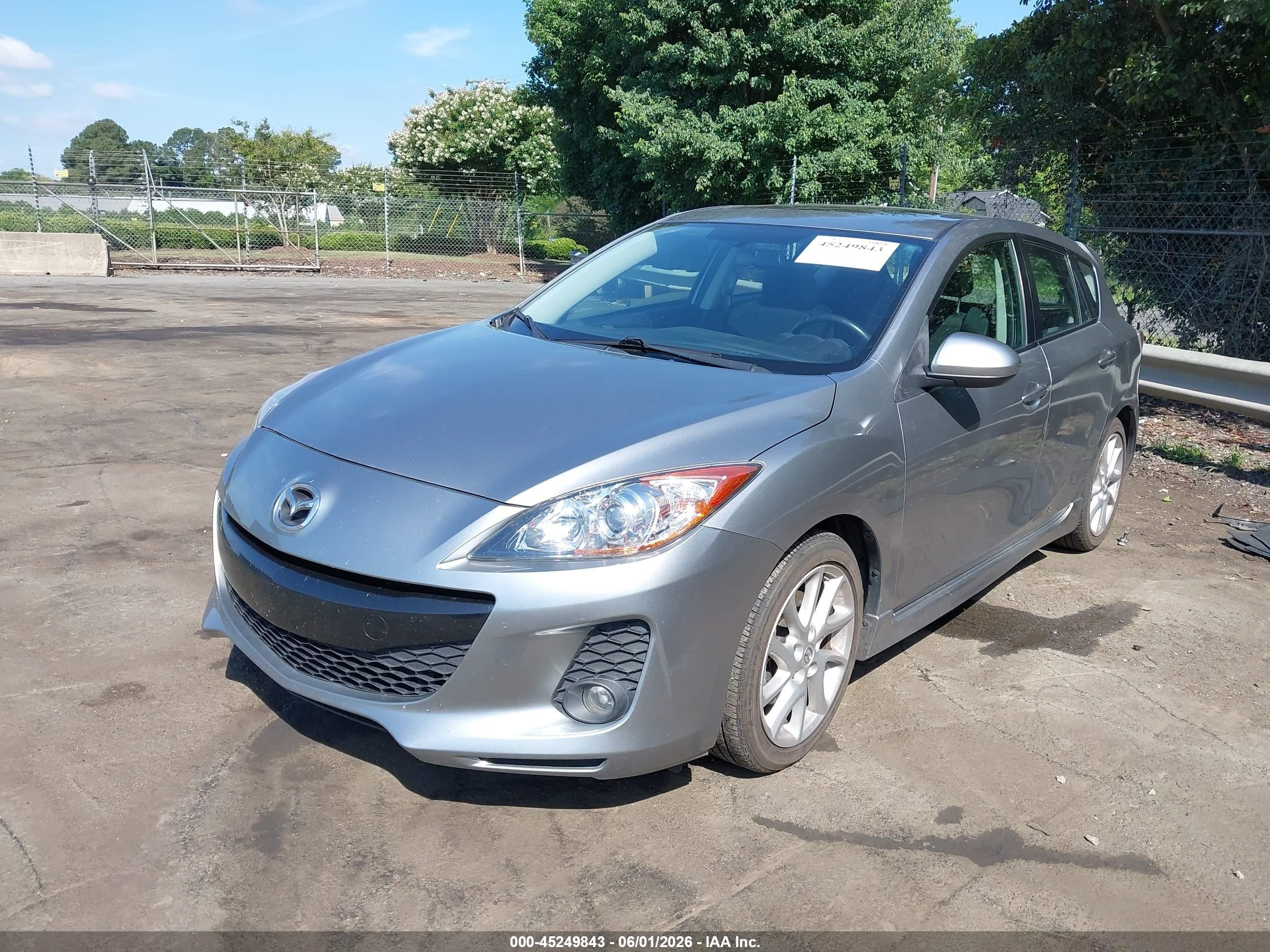 2012 Mazda Mazda3 S Touring Silver vin: JM1BL1L51C1513608