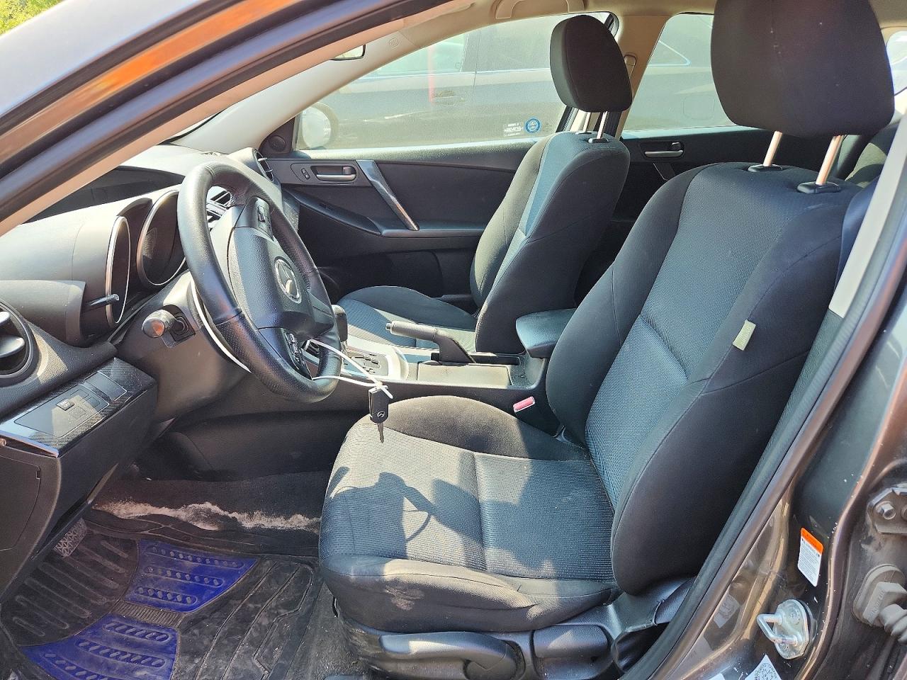 2011 Mazda 3 S Gray vin: JM1BL1L55B1442217
