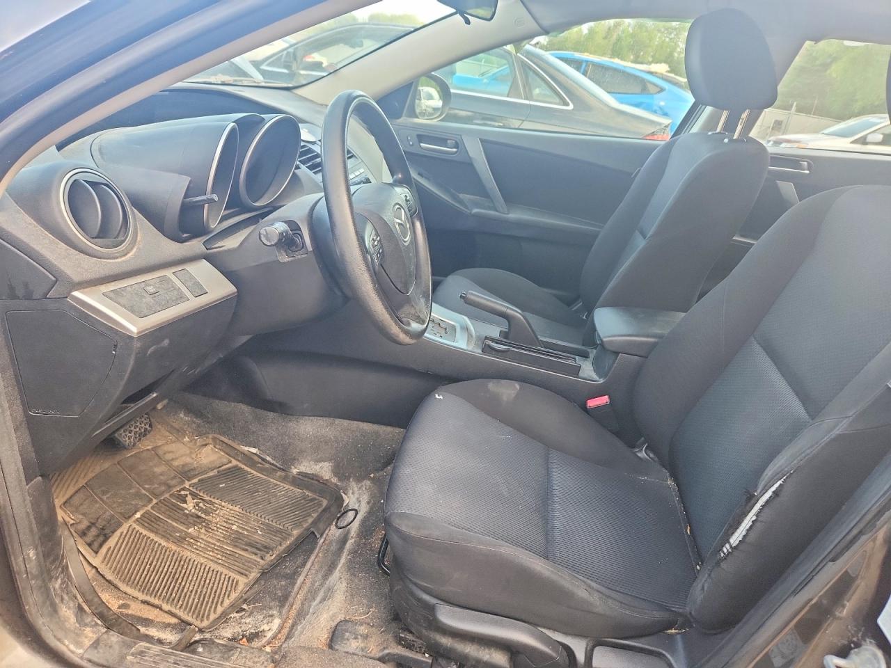 2011 Mazda 3 S Gray vin: JM1BL1L5XB1370088