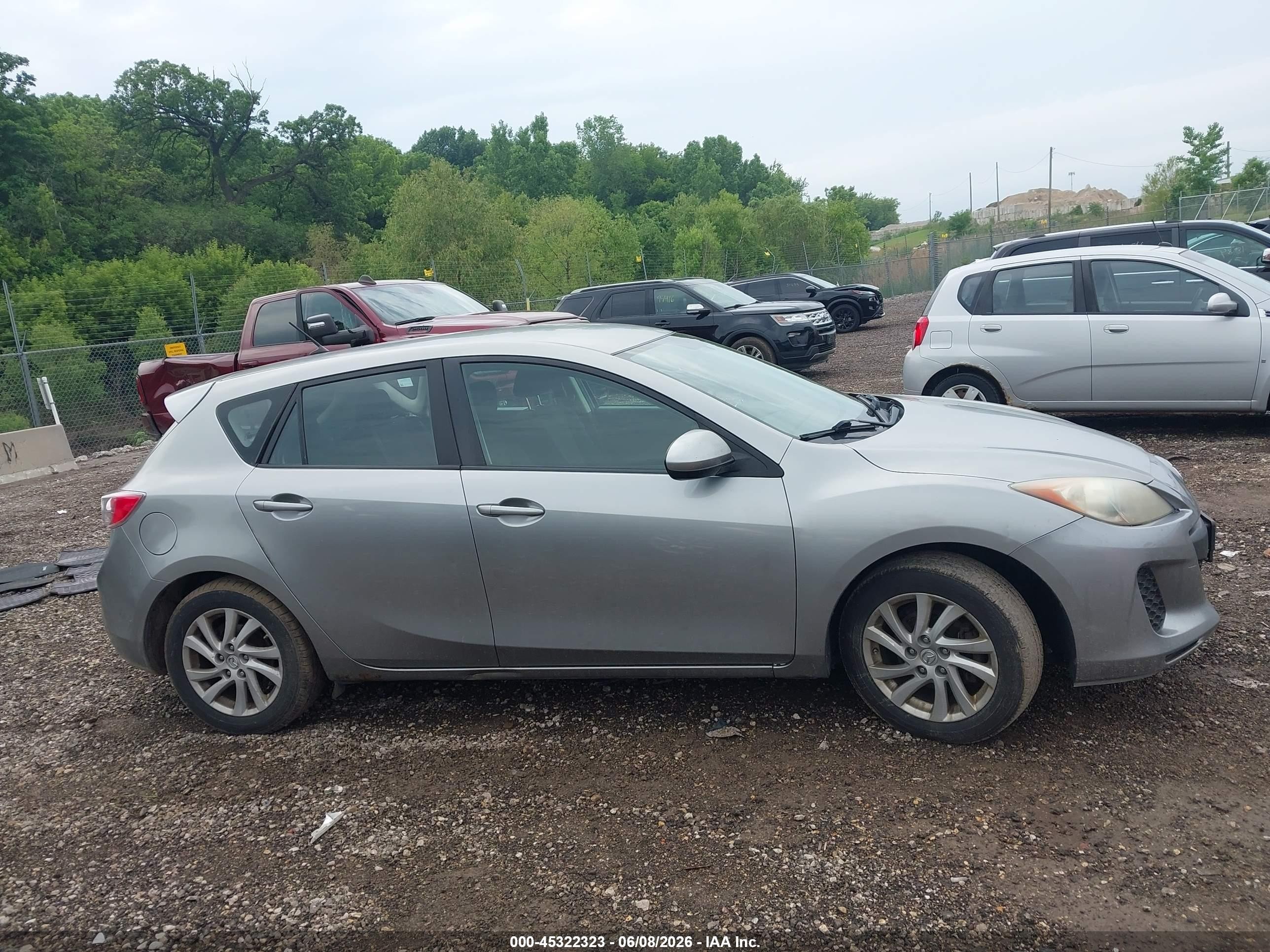 2012 Mazda Mazda3 I Touring Gray vin: JM1BL1L70C1571873