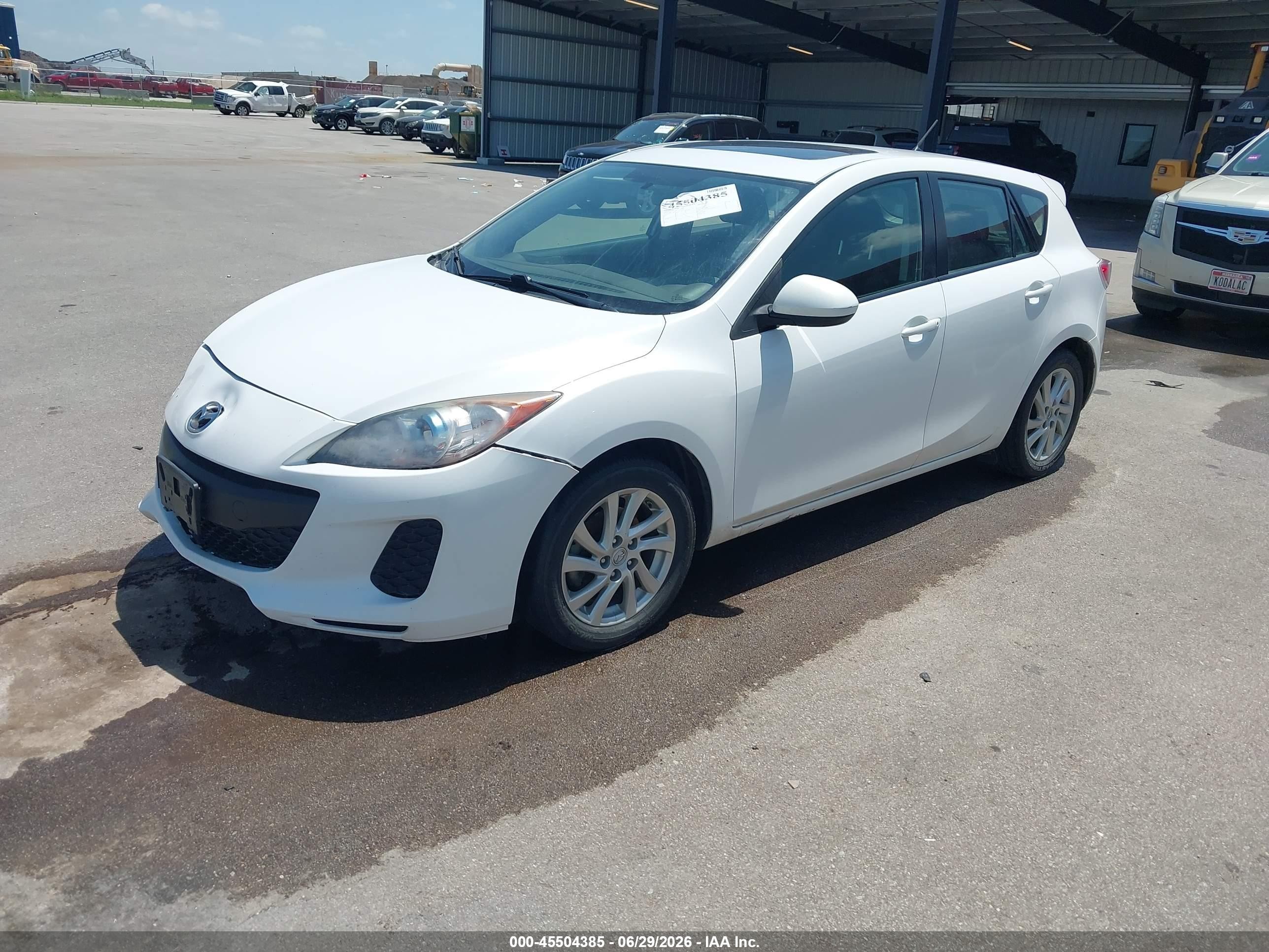2012 Mazda Mazda3 I Touring White vin: JM1BL1L71C1611605