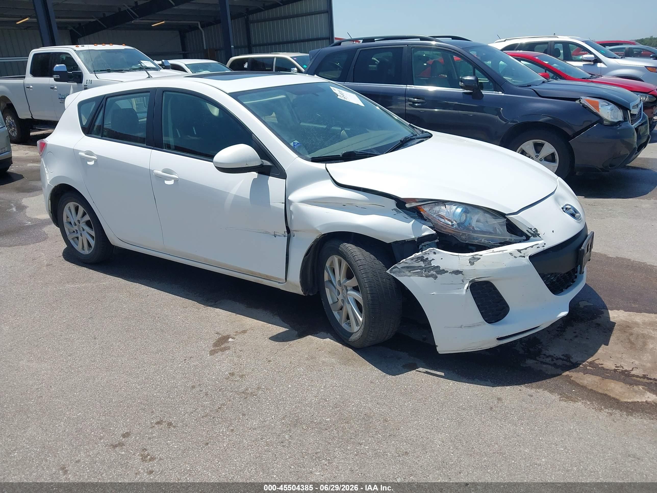 2012 Mazda Mazda3 I Touring White vin: JM1BL1L71C1611605