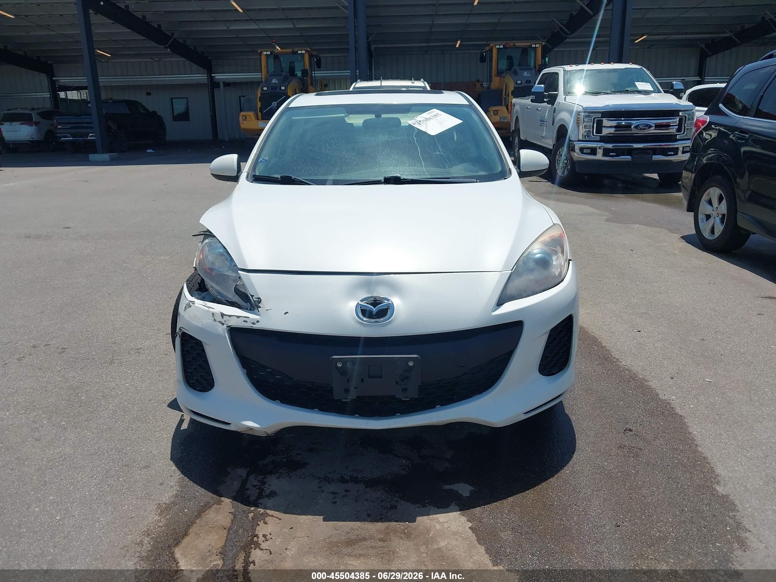 2012 Mazda Mazda3 I Touring White vin: JM1BL1L71C1611605