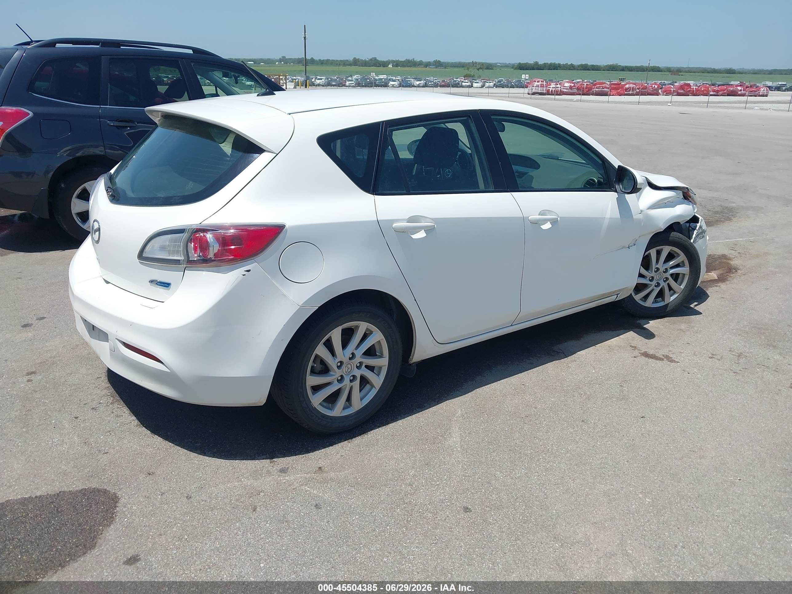 2012 Mazda Mazda3 I Touring White vin: JM1BL1L71C1611605