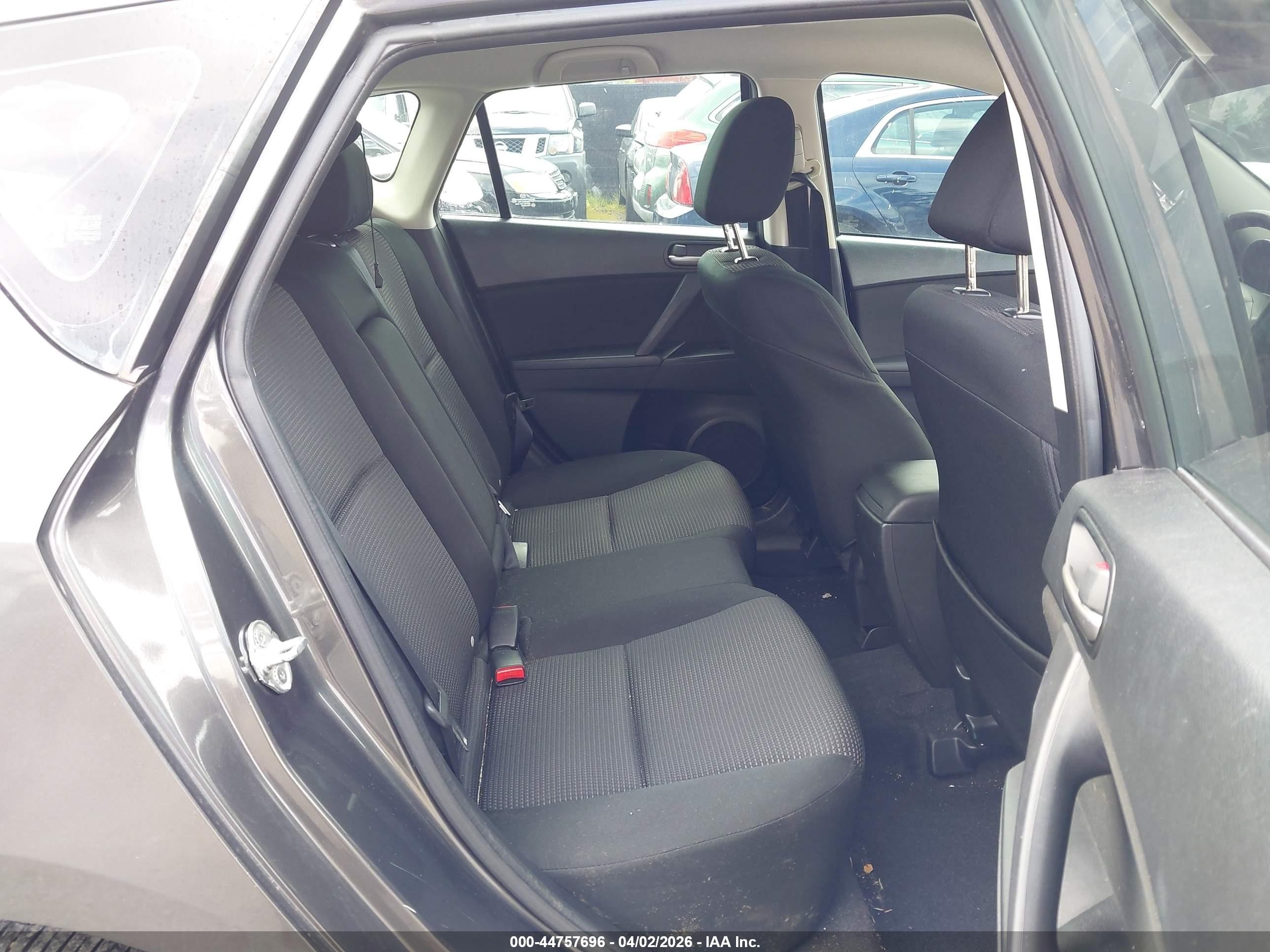 2013 Mazda Mazda3 I Touring Серый vin: JM1BL1L71D1784512