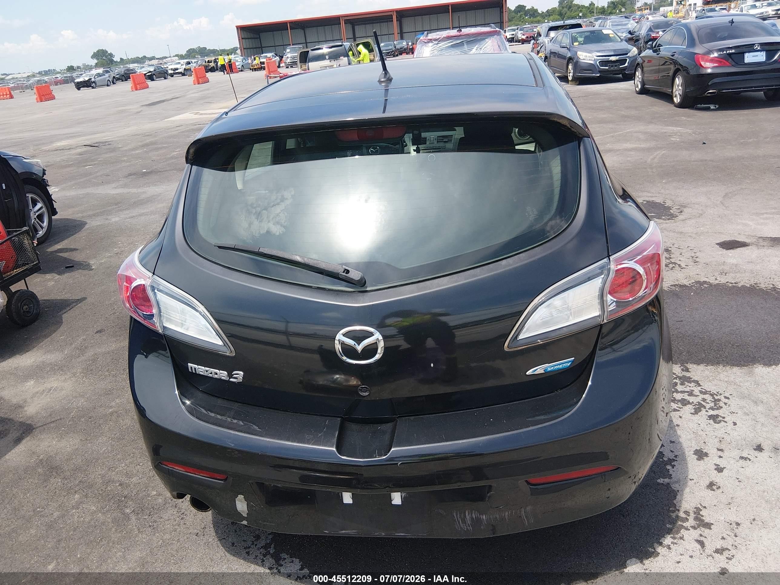 2012 Mazda Mazda3 I Touring Black vin: JM1BL1L72C1553505