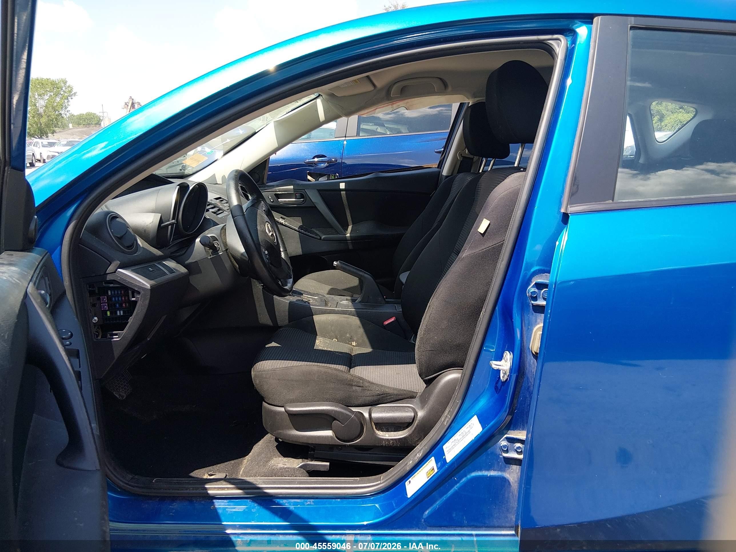 2012 Mazda Mazda3 I Touring Blue vin: JM1BL1L72C1661736