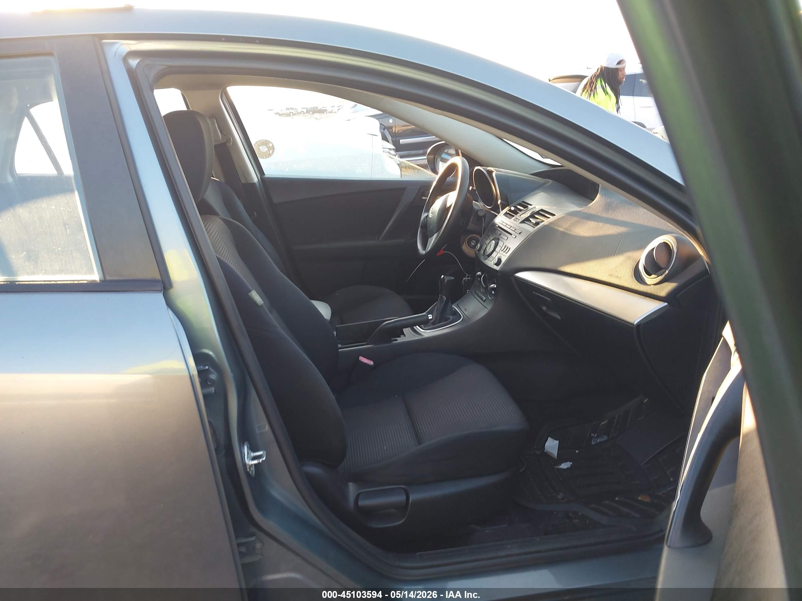 2012 Mazda Mazda3 I Touring Gray vin: JM1BL1L72C1664281