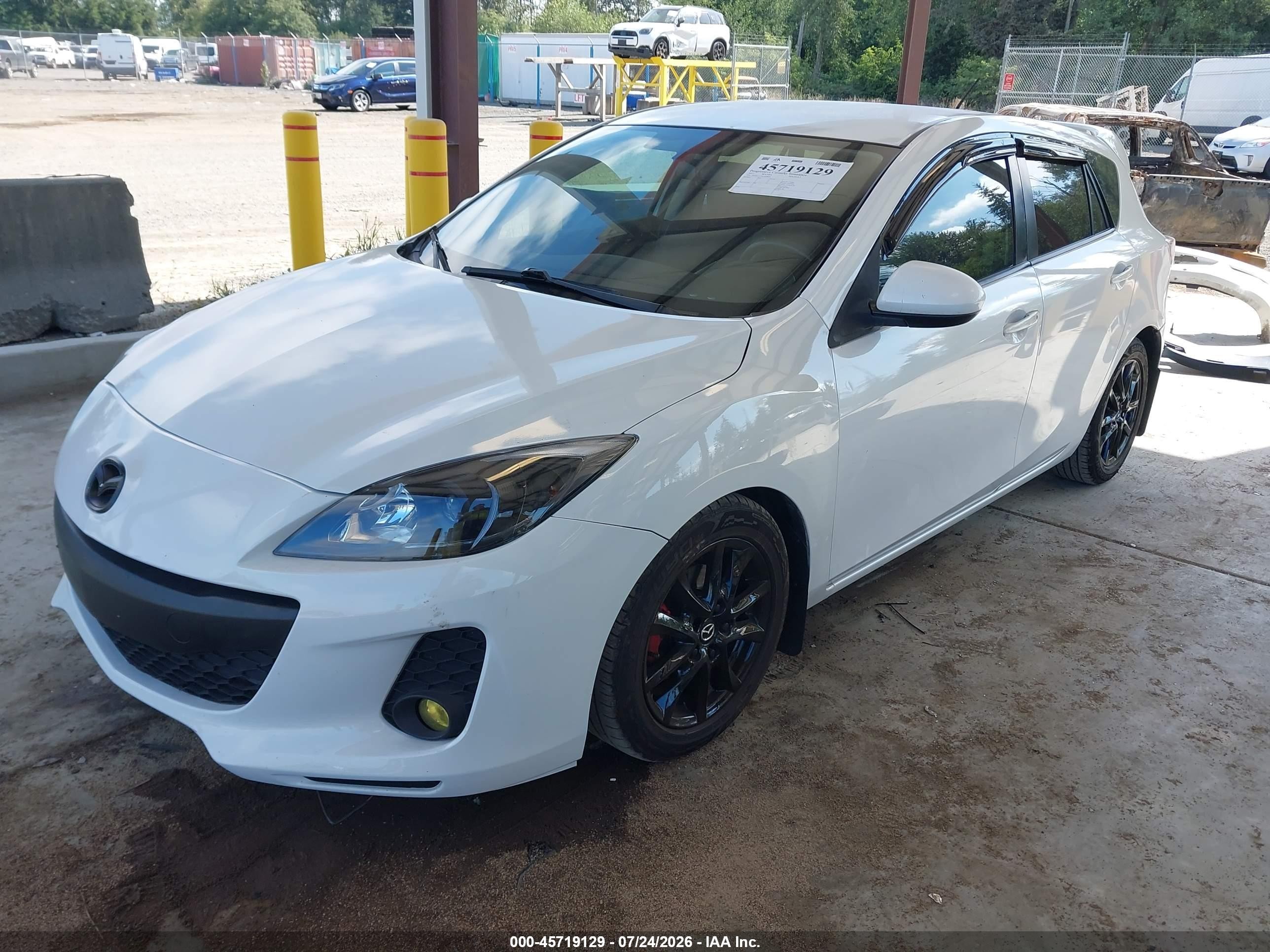 2012 Mazda Mazda3 I Touring White vin: JM1BL1L73C1694874