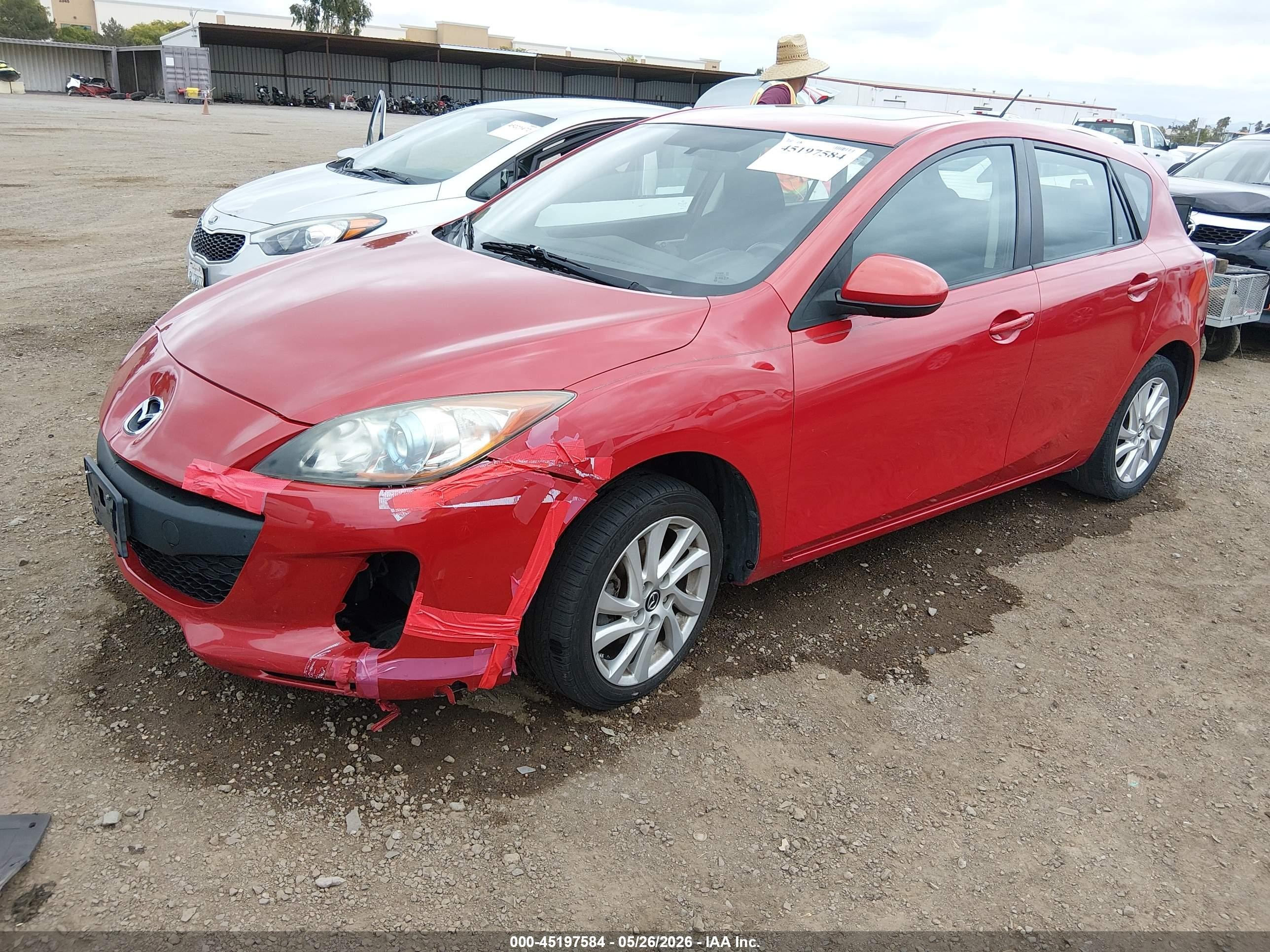 2013 Mazda Mazda3   Красный vin: JM1BL1L74D1817292