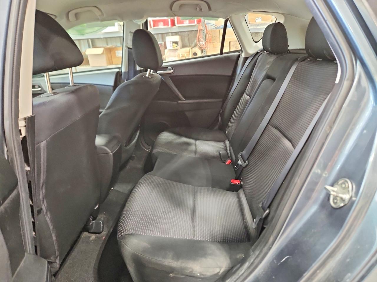 2013 Mazda 3 Blue vin: JM1BL1L75D1720425