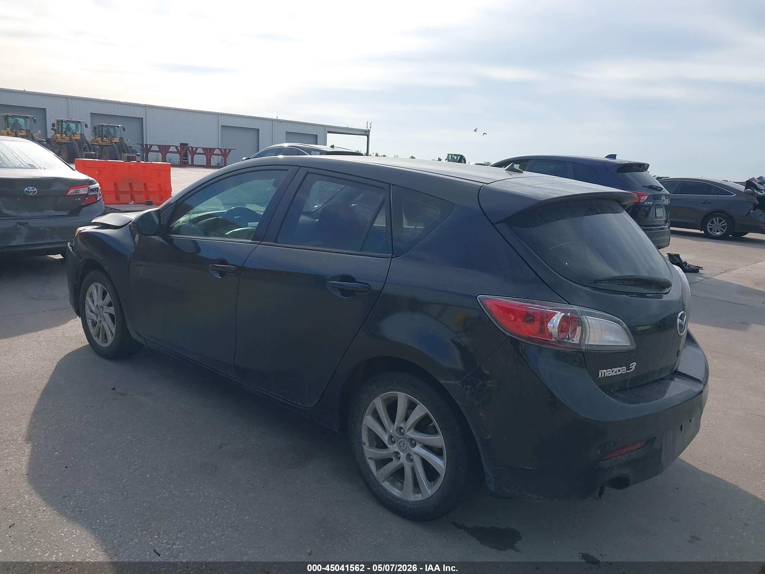 2012 Mazda Mazda3 I Touring Black vin: JM1BL1L76C1663652