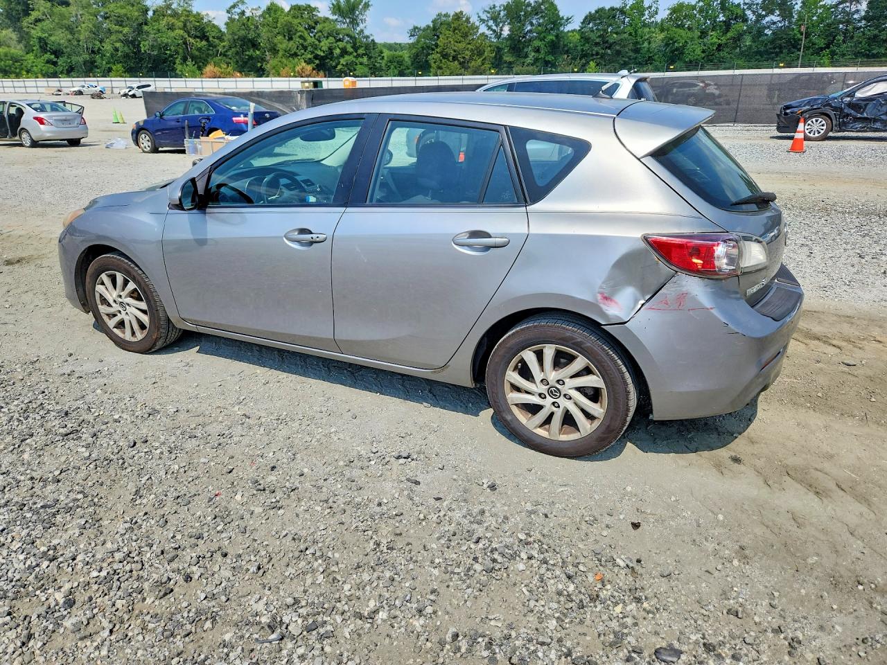 2013 Mazda 3 I Серебряный vin: JM1BL1L76D1743826
