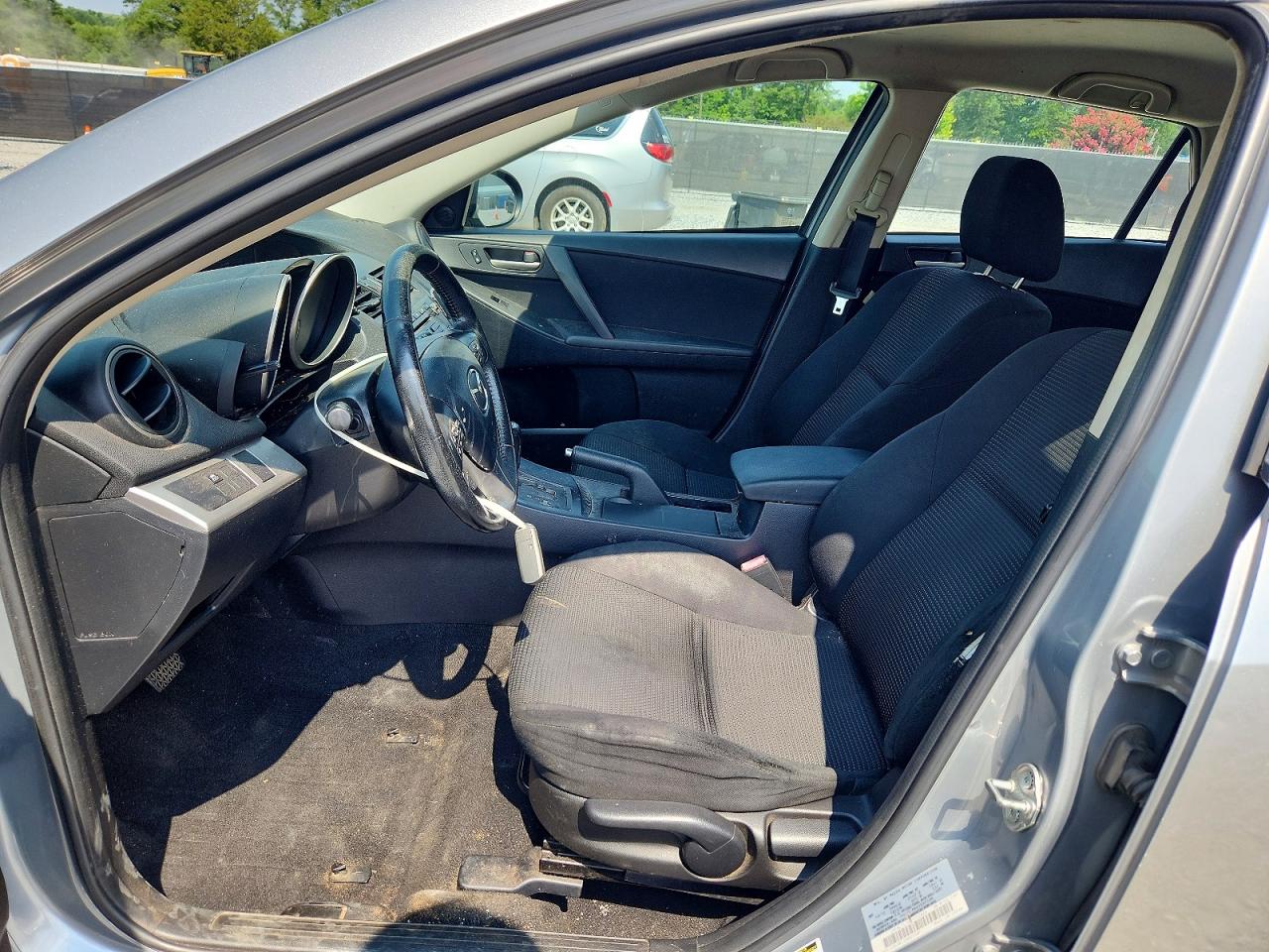 2013 Mazda 3 I Серебряный vin: JM1BL1L76D1743826