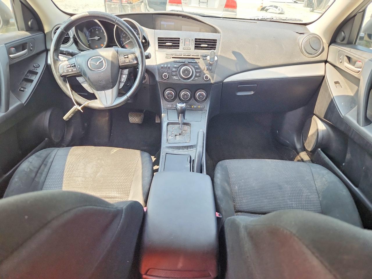 2013 Mazda 3 I Серебряный vin: JM1BL1L76D1743826