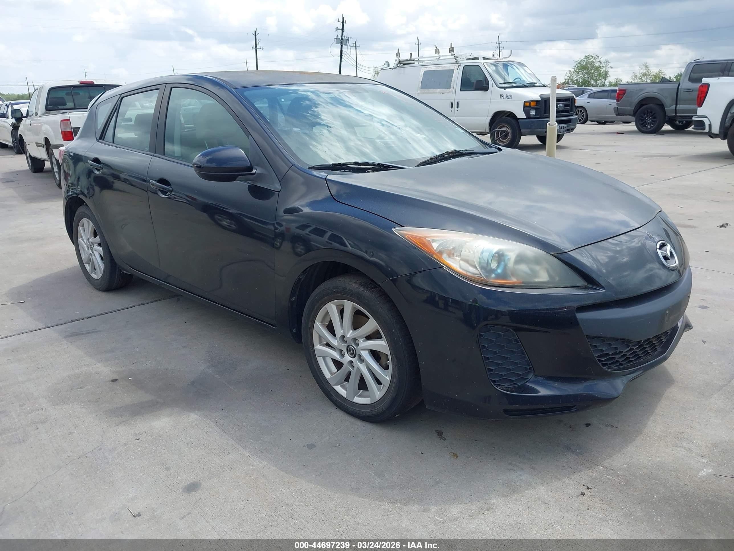 2013 Mazda Mazda3 I Touring Black vin: JM1BL1L77D1708146