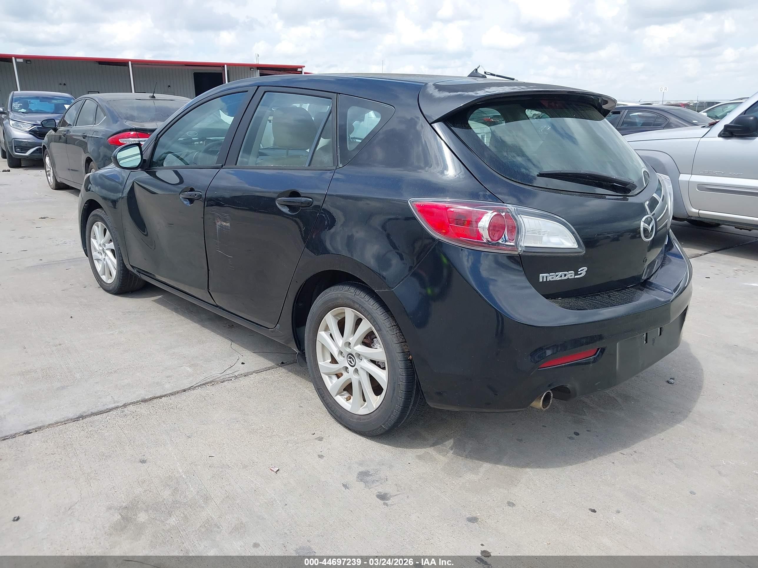 2013 Mazda Mazda3 I Touring Black vin: JM1BL1L77D1708146